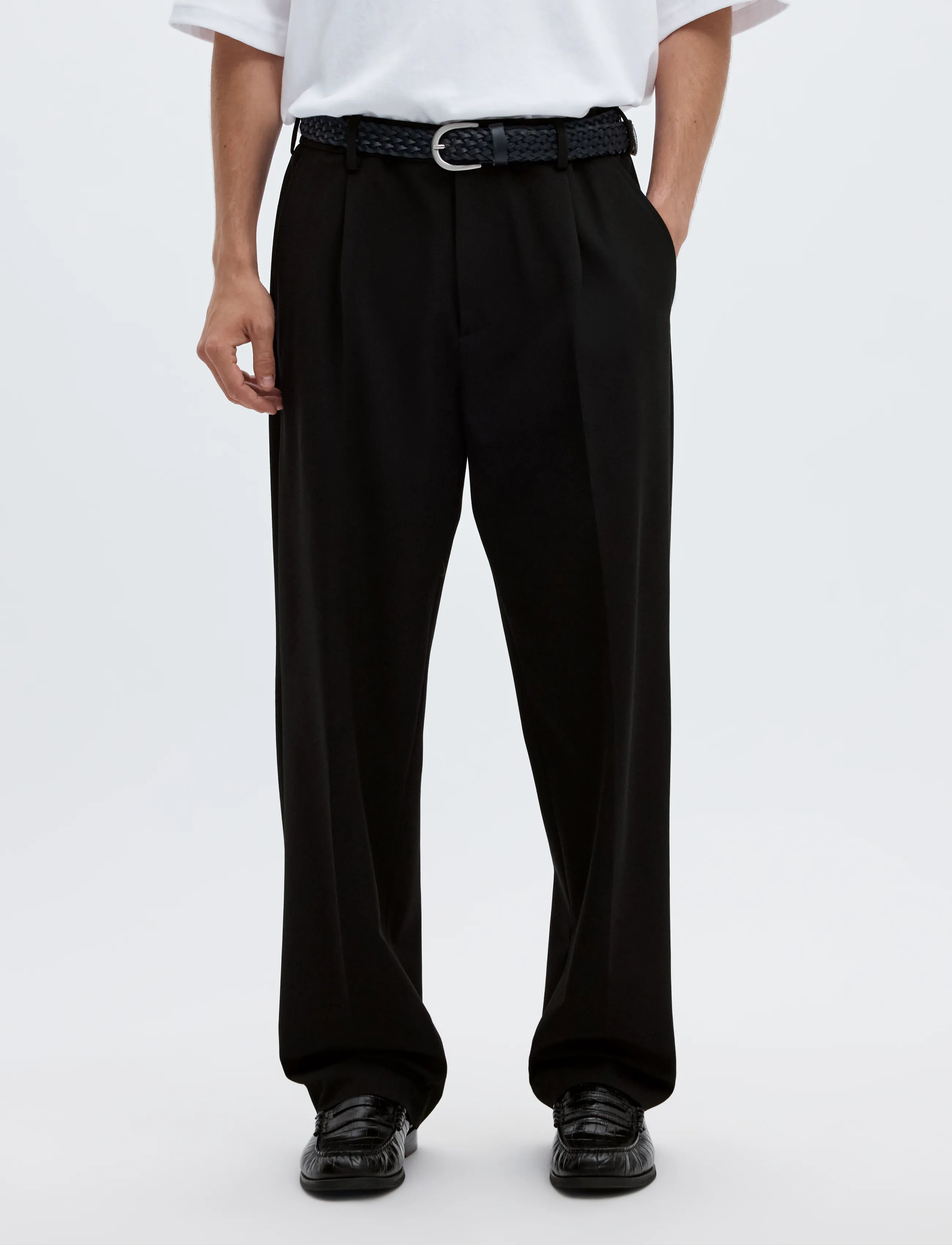Selected SLM220-LOOSE FINN FLEX PANTS NOOS - Ülikonnad ja pintsakud - BLACK / black