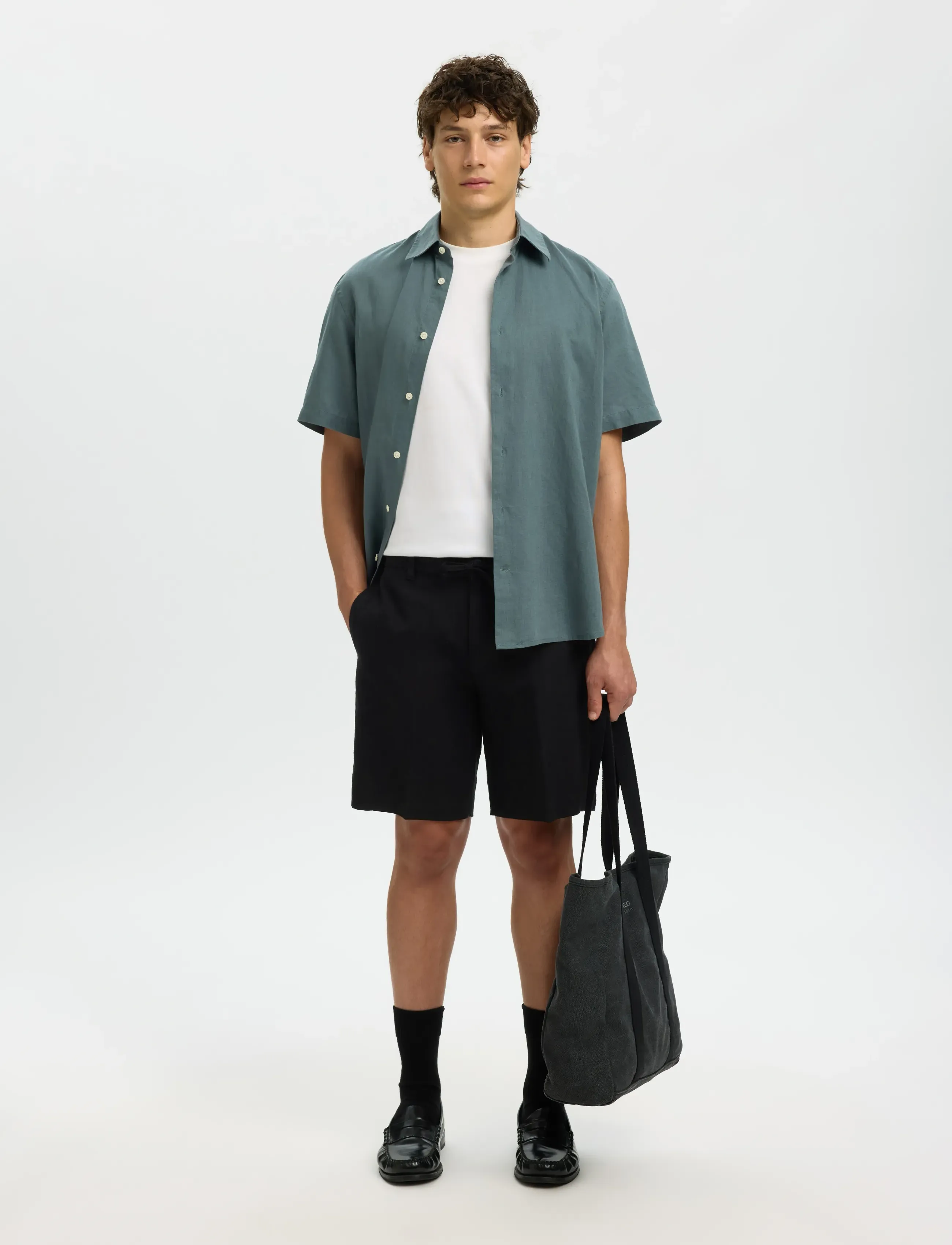 Selected - SLMREGULAR-LEROY LINEN BLD SHORTS NOOS - leinen-shorts - black - 5