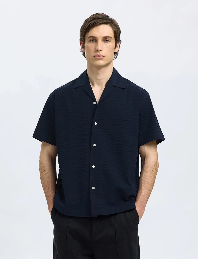 Selected - SLHRELAXED-ACE SEERSUCKER SS SHIRT - kurzarmhemden - sky captain - 0