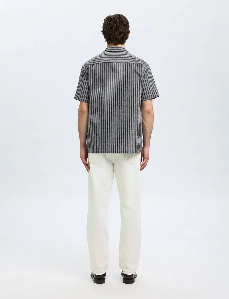 Selected - SLHRELAXED-ACE SEERSUCKER SS SHIRT - lühikeste varrukatega särgid - sky captain - 2