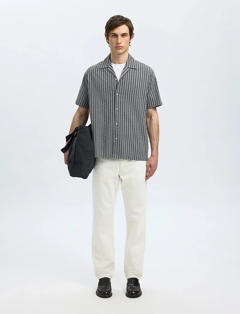 Selected - SLHRELAXED-ACE SEERSUCKER SS SHIRT - lühikeste varrukatega särgid - sky captain - 3