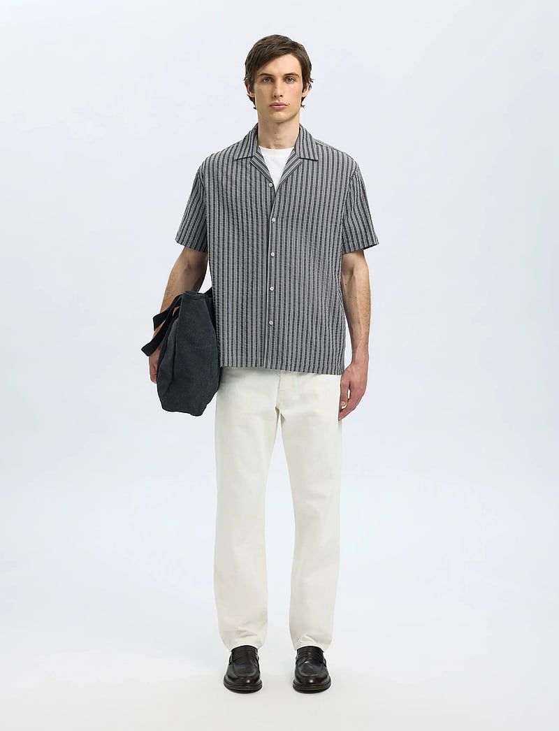 Selected - SLHRELAXED-ACE SEERSUCKER SS SHIRT - lühikeste varrukatega särgid - sky captain - 4