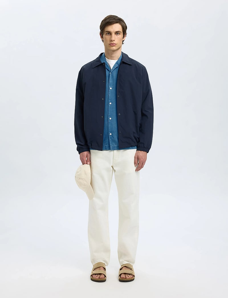 Selected - SLHRLXRICK DENIM SS SHIRT - kortærmede skjorter - medium blue denim - 5