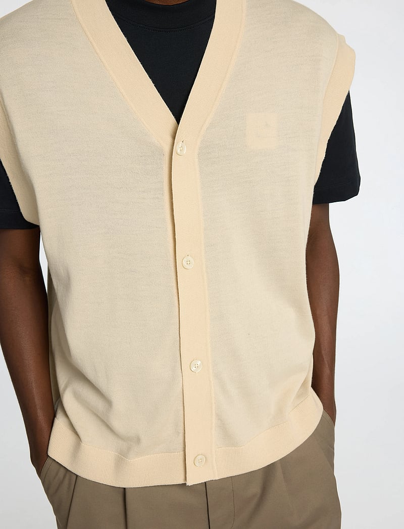 Selected - SLHTRAY KNIT MERINO VEST CARDIGAN EX - strikveste - angora - 4