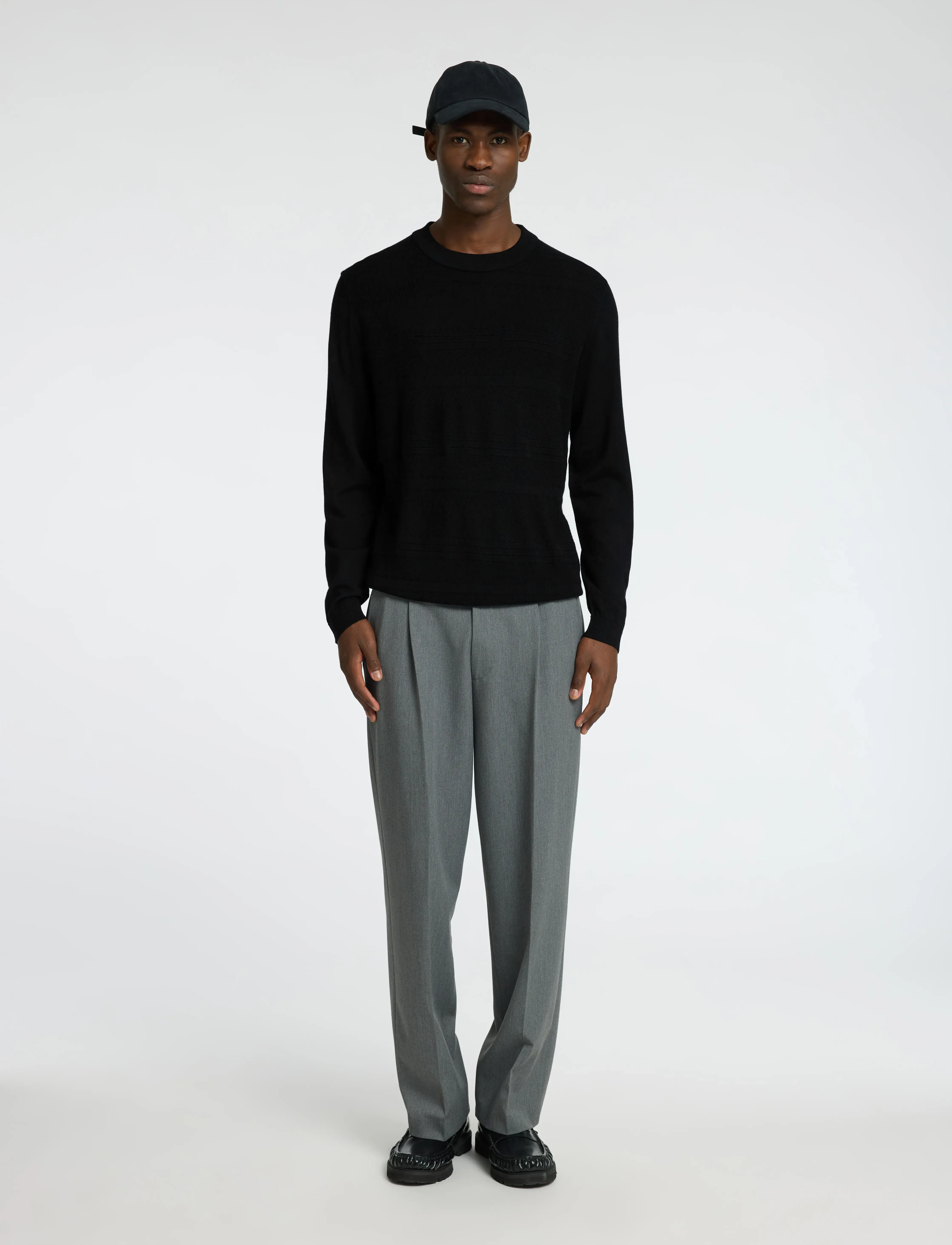 Selected - SLHTRAY LS KNIT MERINO CROCHET CREWNECK - black - 5
