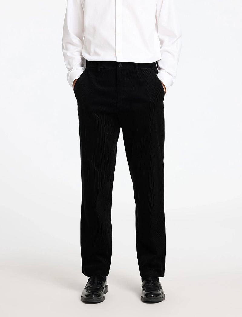 Selected - SLHREGULAR-BOWIE CORDUROY TRS EX - Ülikonnapüksid - black - 0