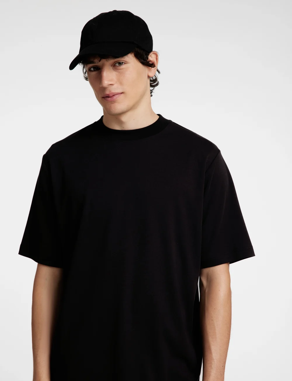 Selected - SLHRELAX-DANI SS INTERLOCK TEE EX - kortärmade t-shirts - black - 5