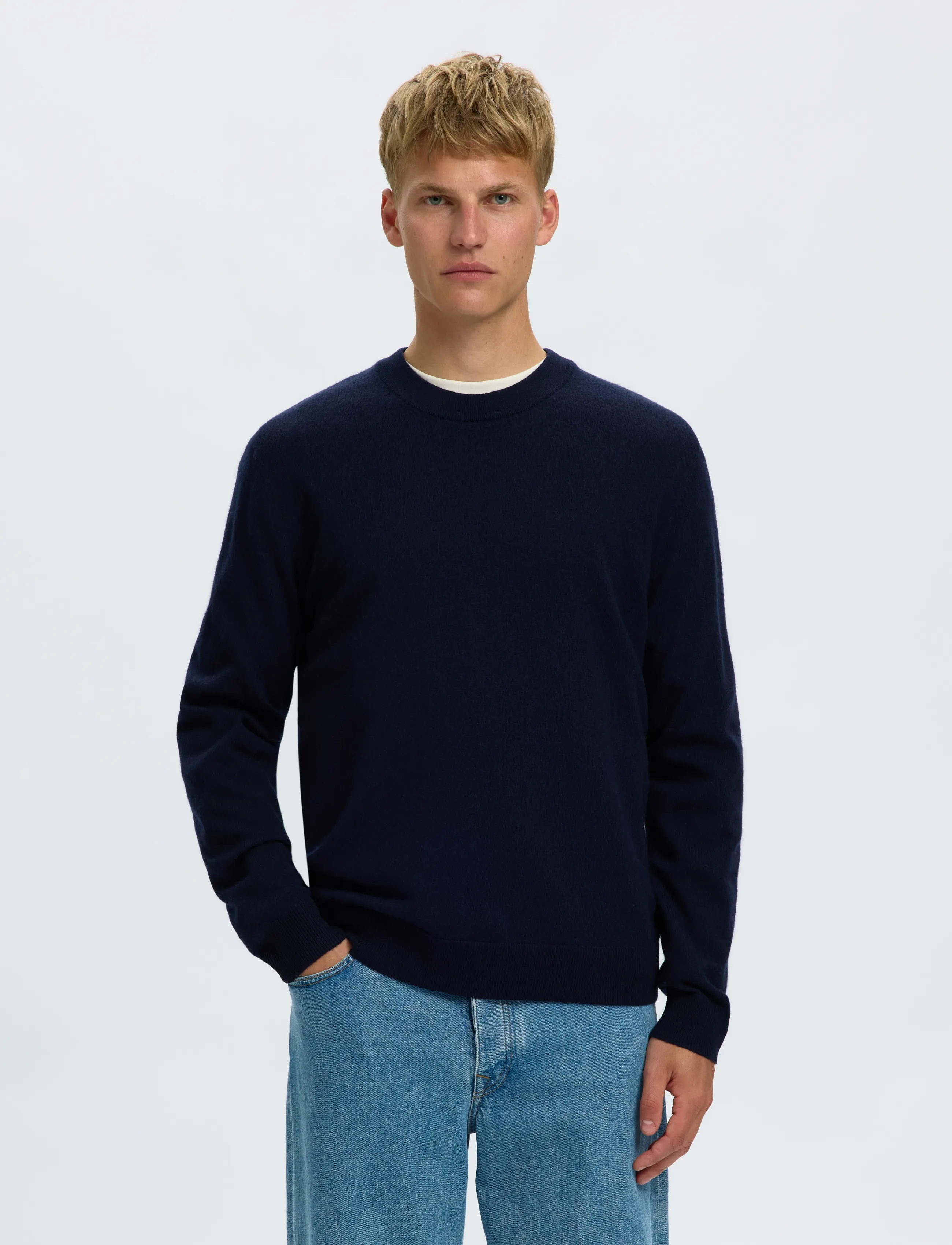 Selected SLMTRAY MERINO BRUSHED CREW NOOS - Säsongens färger - NAVY BLAZER / navy