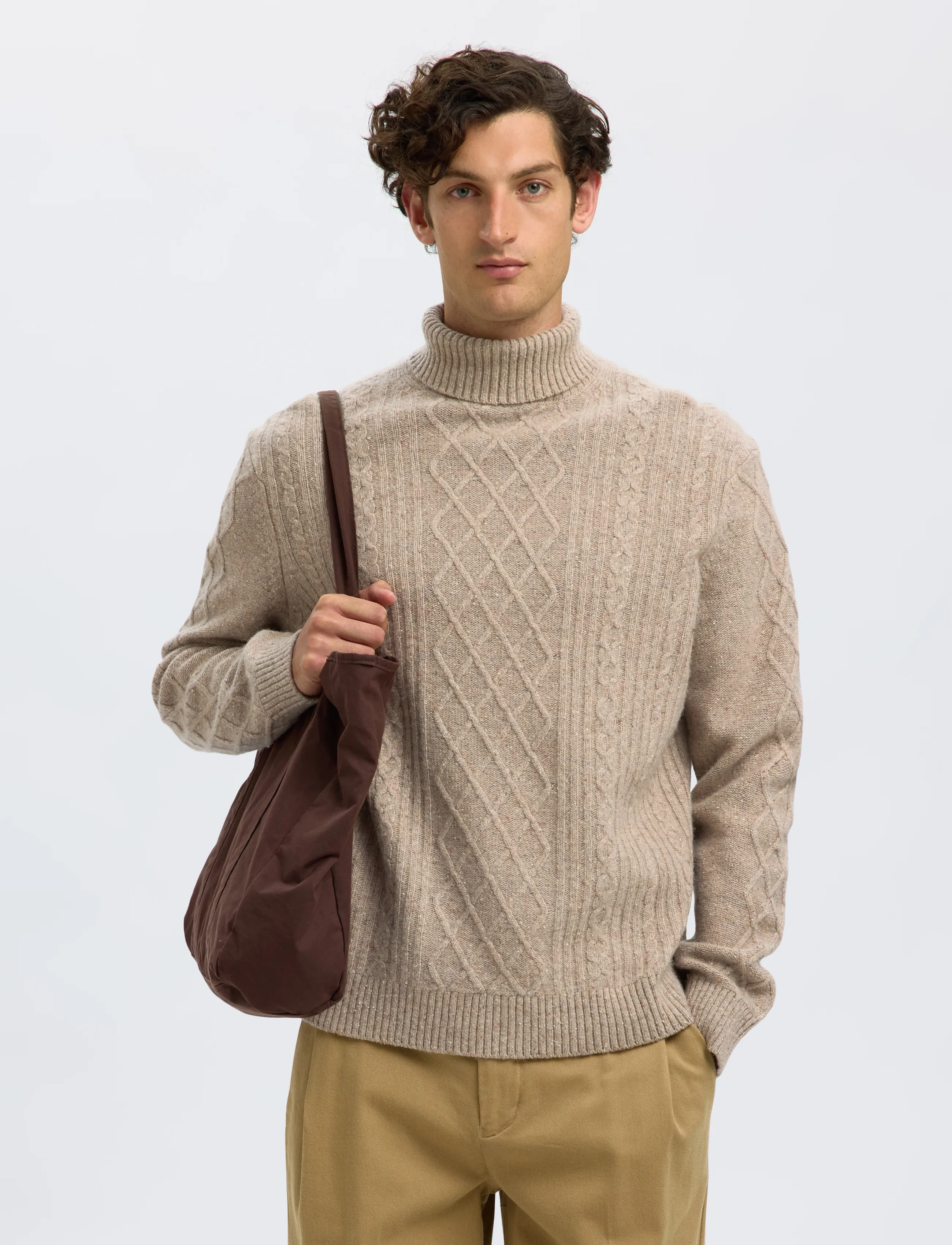 Selected SLHNEIL LS KNIT RELAXED CABLE ROLL NECK - Business - OATMEAL / beige