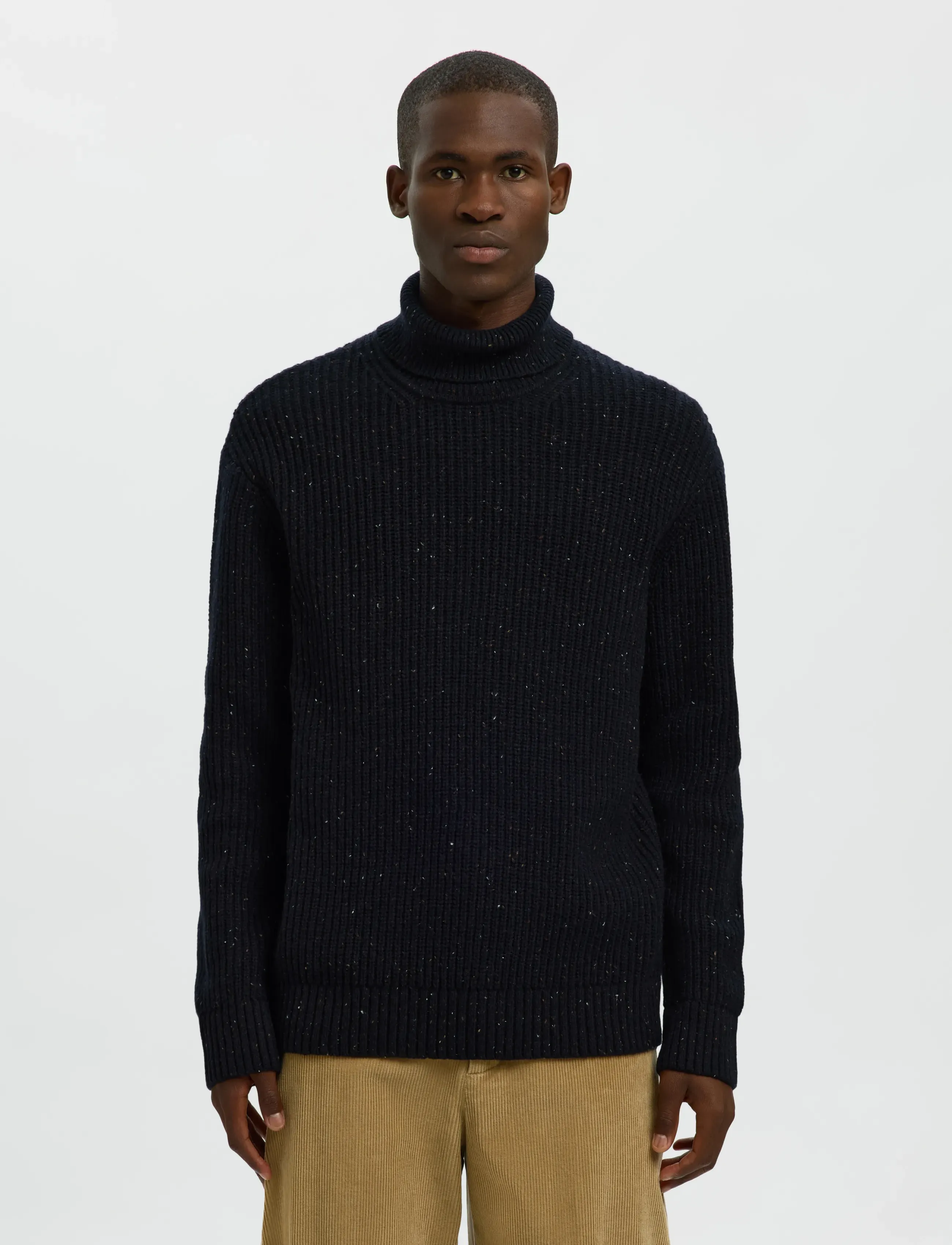 Selected SLHLAND LS KNIT RELAXED ROLL NECK - Looks for less - SKY CAPTAIN / black