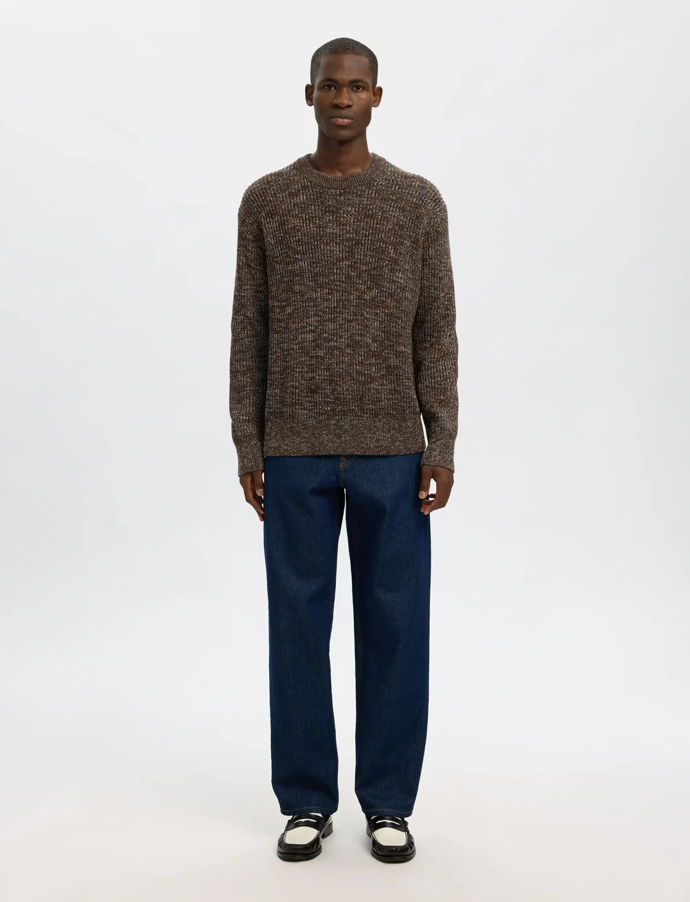 Selected - SLHTILUM LS KNIT RELAXED CREW NECK - Ümmarguse kaelusega kudumid - demitasse - 4