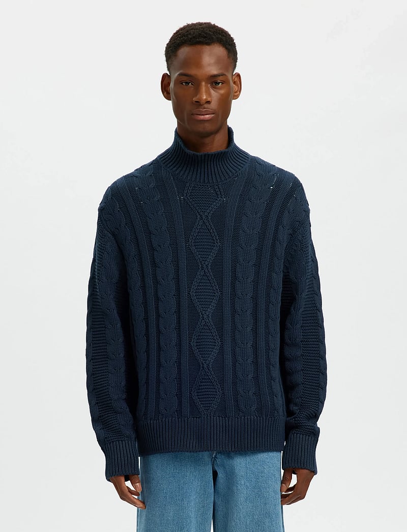 Selected - SLHUFFE LS KNIT RELAXED CABLE HIGH NECK - kõrge kaelusega džemprid - sky captain - 0