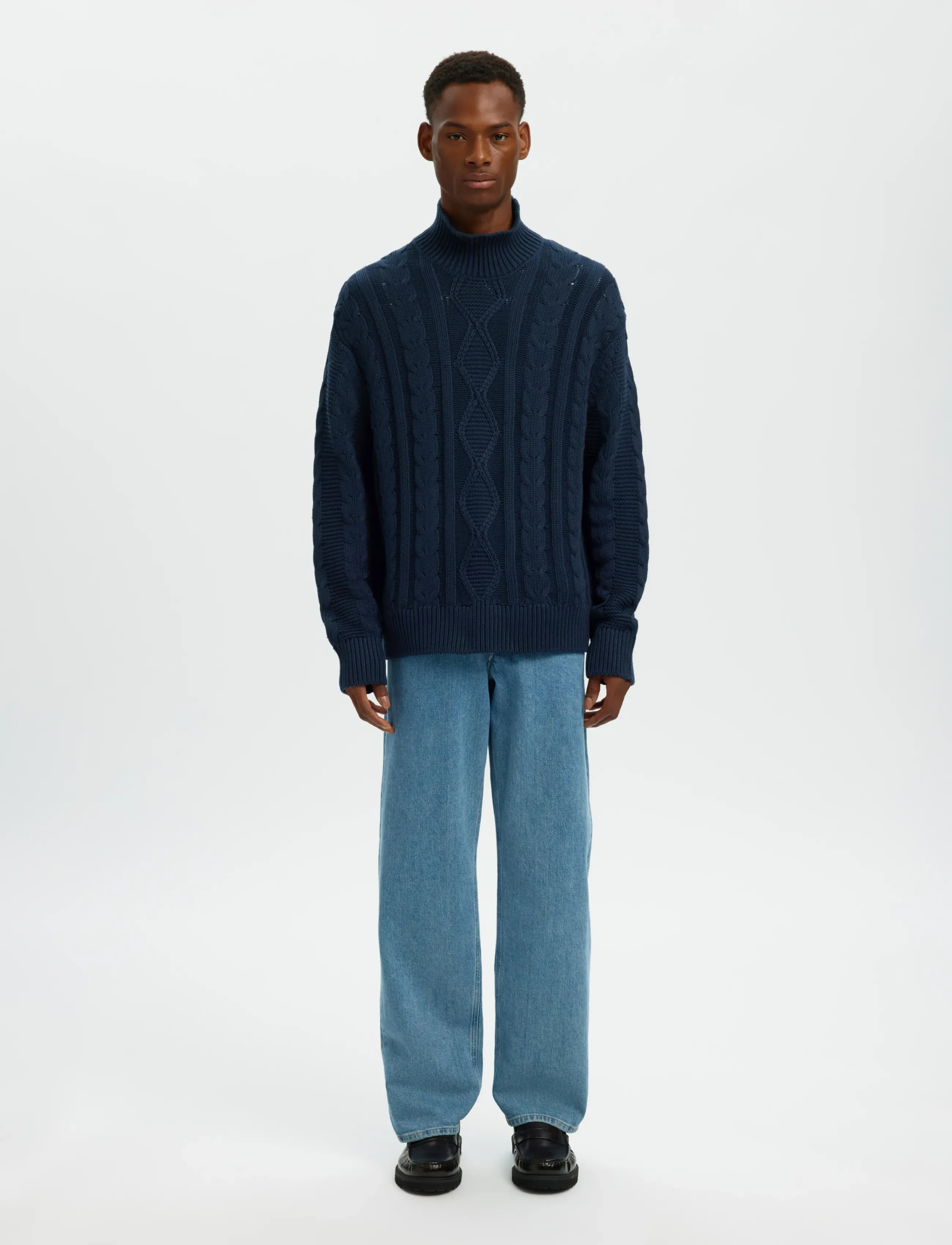 Selected - SLHUFFE LS KNIT RELAXED CABLE HIGH NECK - rullekraver - sky captain - 4