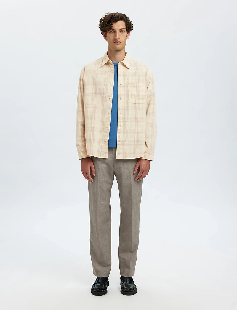 Selected - SLMREGCLAUS CORD YD CHECK LS SHIRT - fløjlsskjorter - egret - 3