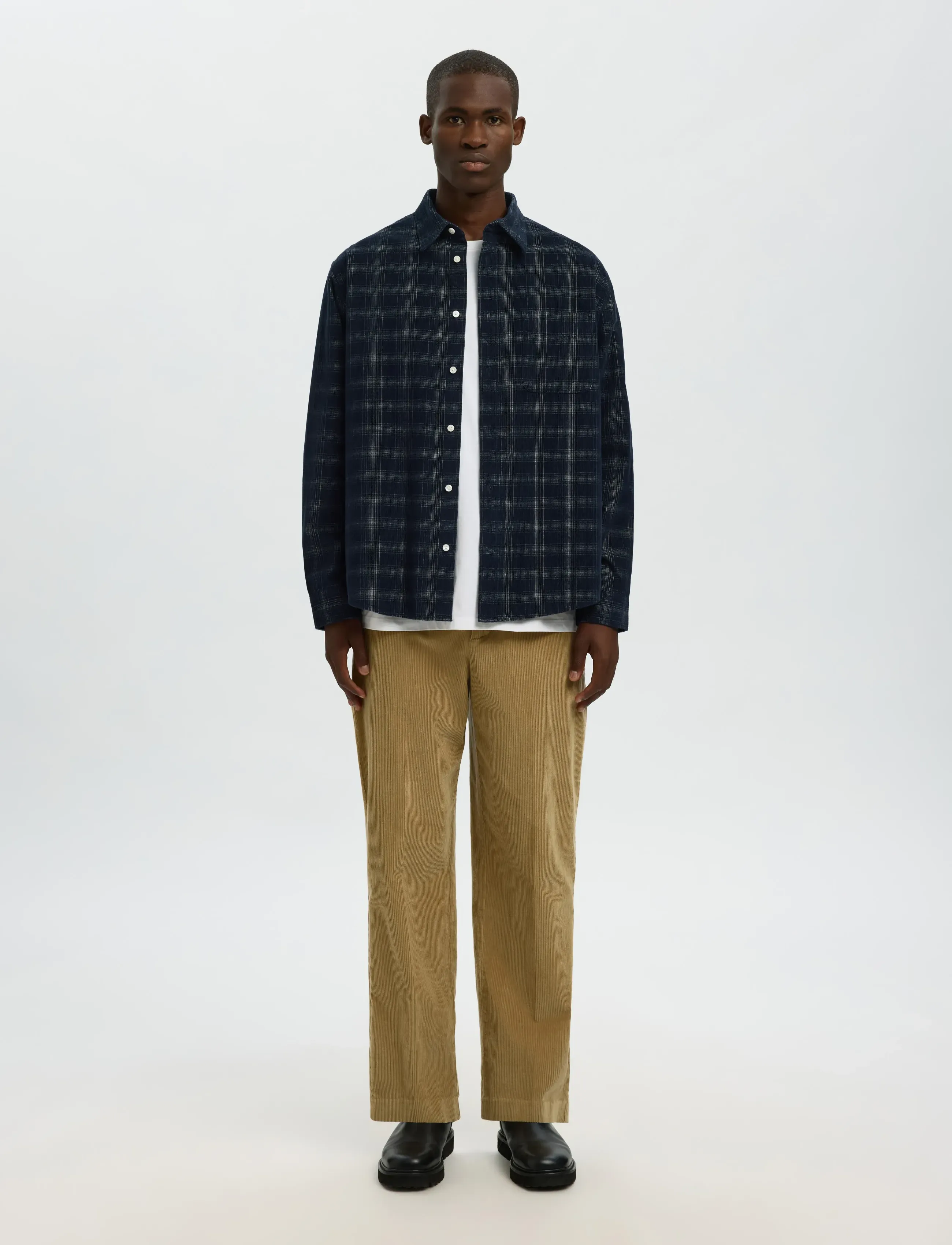 Selected - SLMREGCLAUS CORD YD CHECK LS SHIRT - ternede skjorter - navy blazer - 3