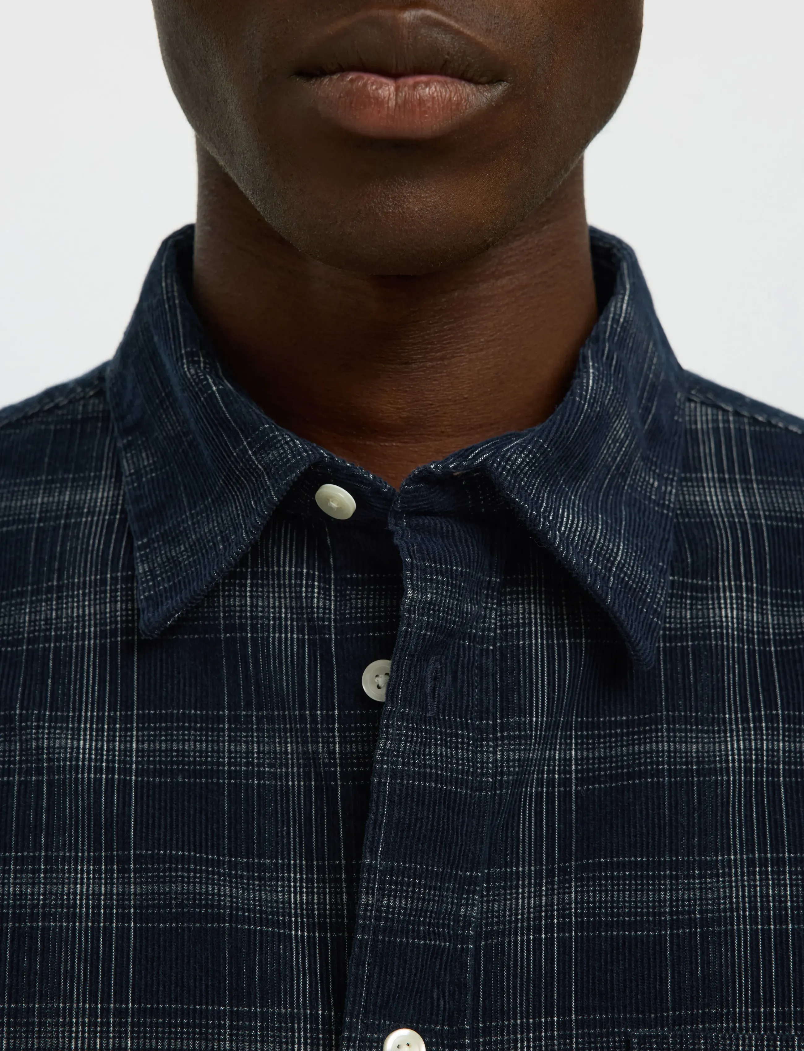 Selected - SLMREGCLAUS CORD YD CHECK LS SHIRT - ternede skjorter - navy blazer - 4