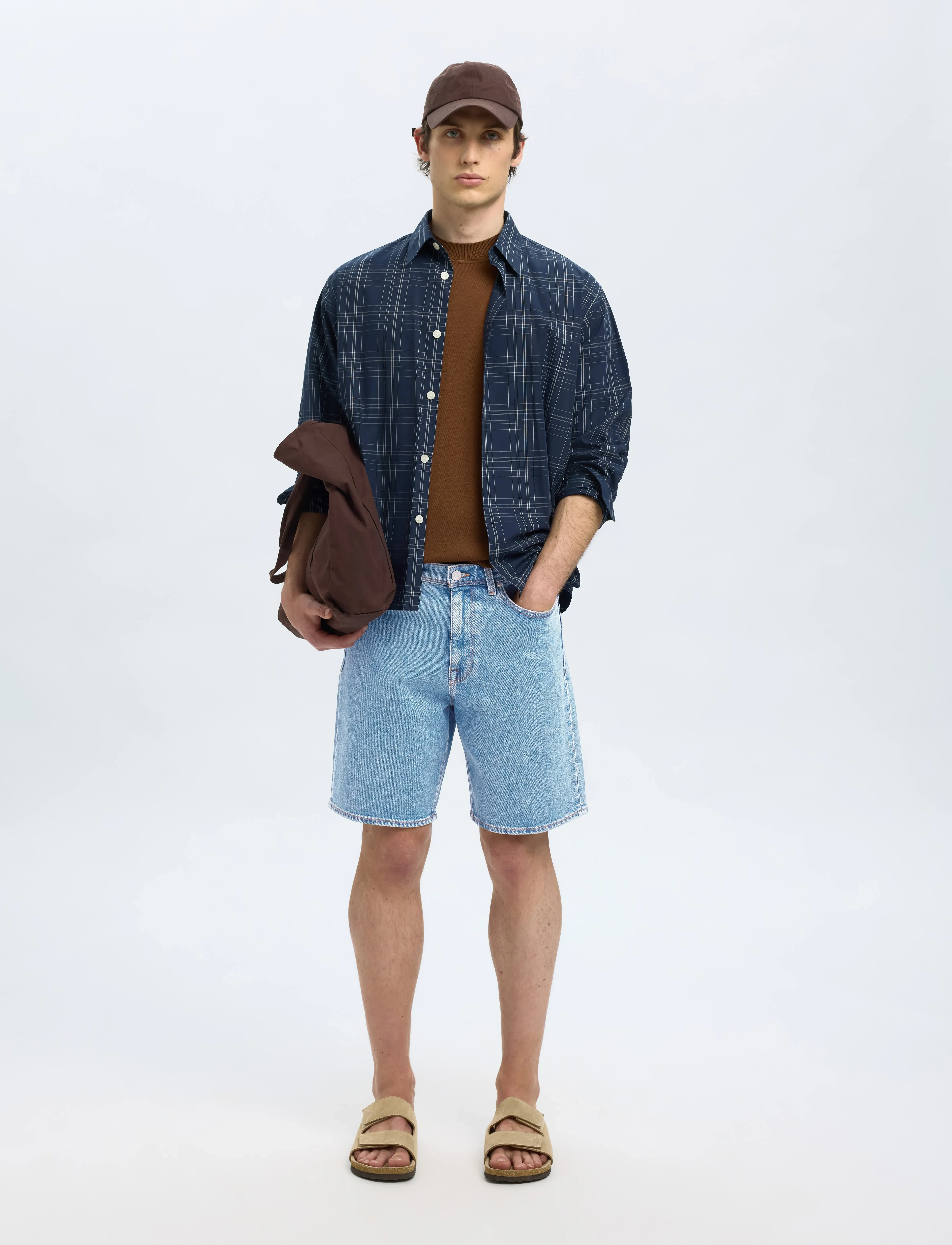 Selected - SLHREG ALEX LIGHT BLUE DENIM SHORTS - farkkushortsit - light blue denim - 4