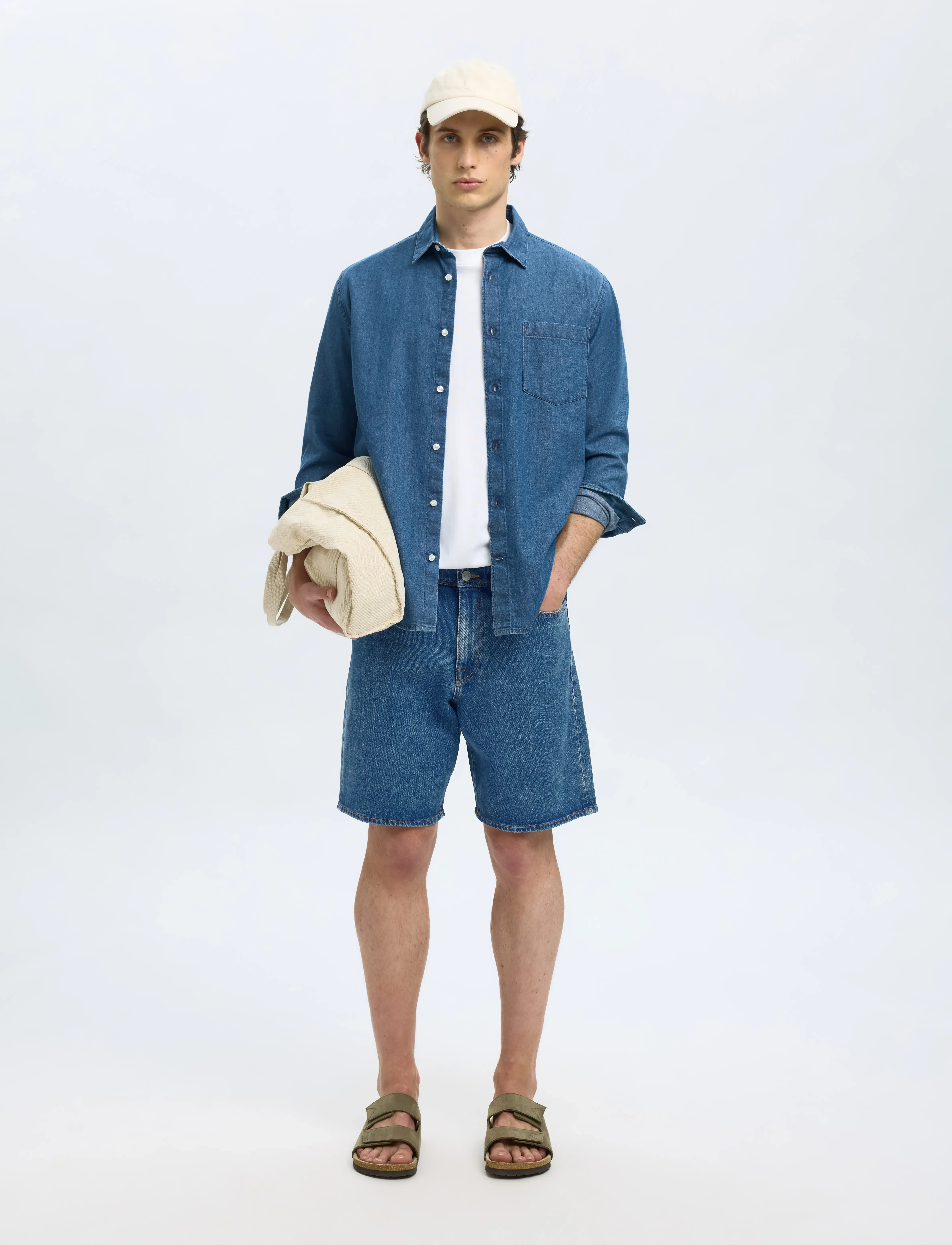 Selected - SLHREG ALEX MID BLUE DENIM SHORTS - jorts - medium blue denim - 3