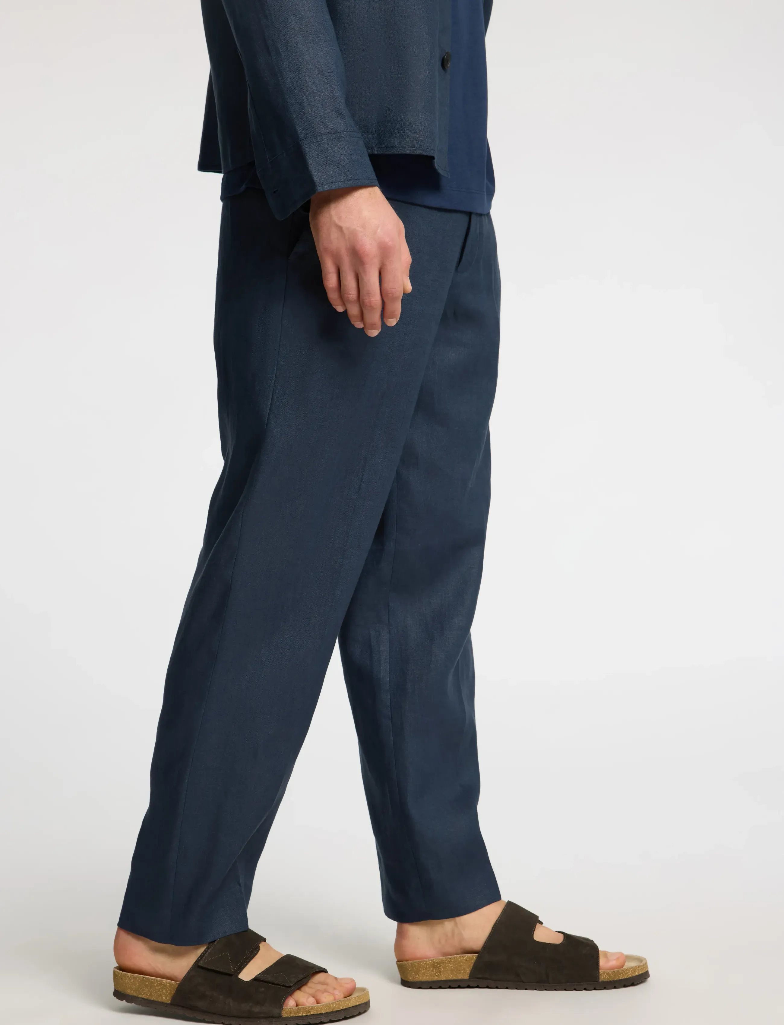 Selected - SLHLOOSE-WYATT LINEN TRS - hørbukser - outer space - 5