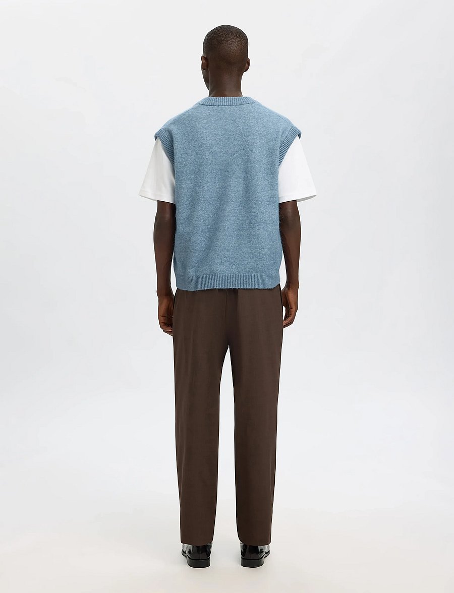 Selected - SLHRAI SL KNIT V-NECK RELAXED WAISTCOAT - stickade västar - blue mirage - 2