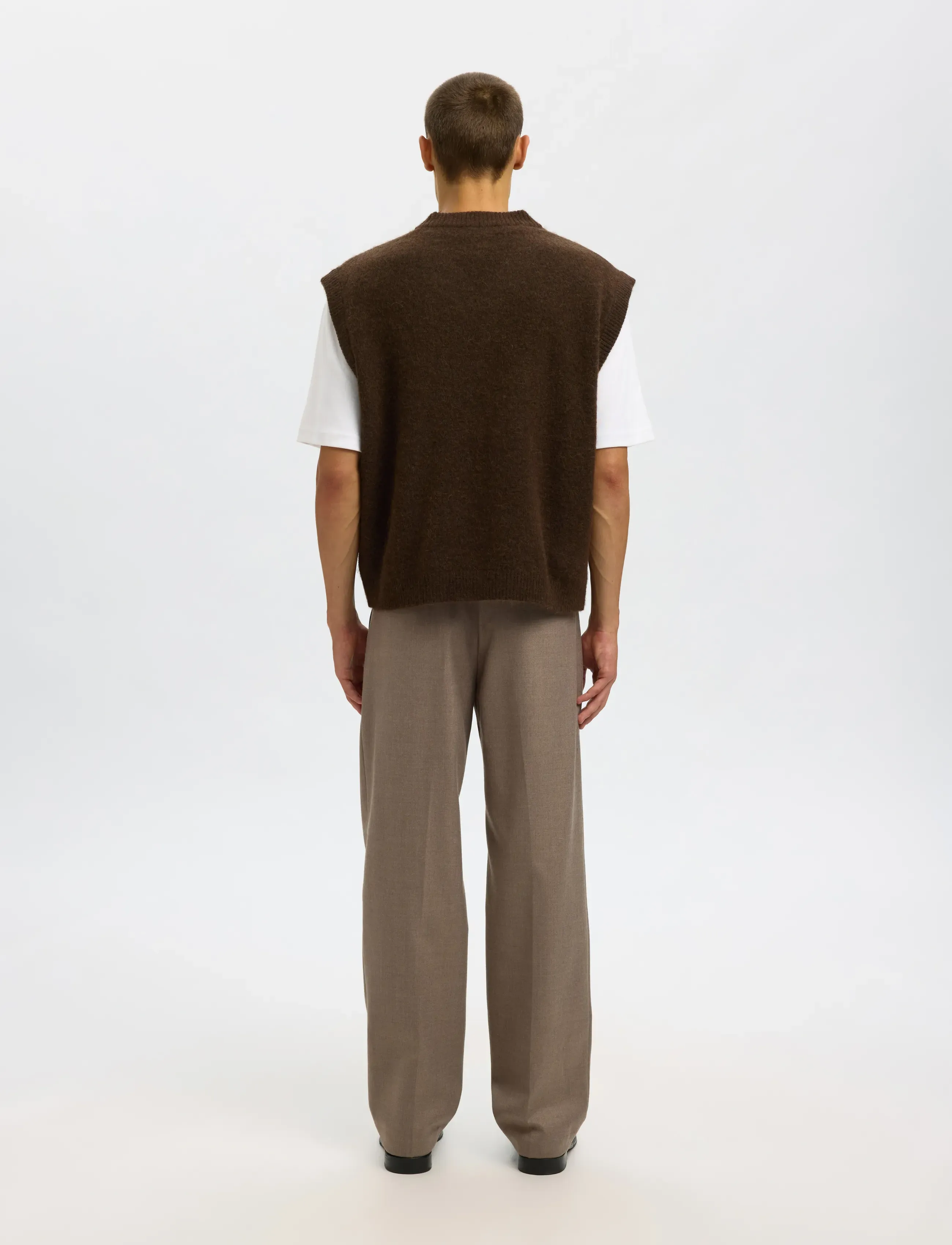 Selected - SLHRAI SL KNIT V-NECK RELAXED WAISTCOAT - strickwesten - delicioso - 2