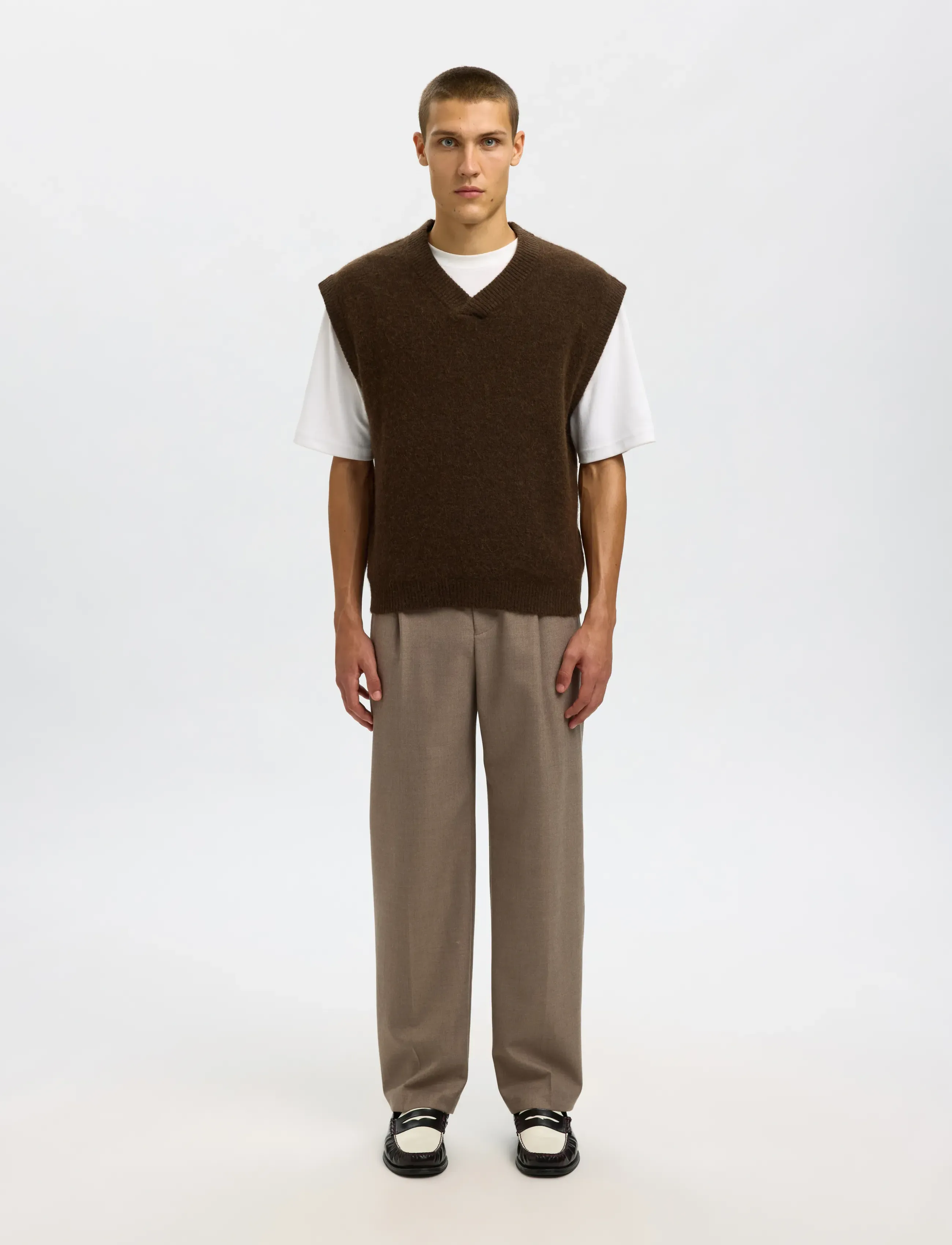 Selected - SLHRAI SL KNIT V-NECK RELAXED WAISTCOAT - strickwesten - delicioso - 4