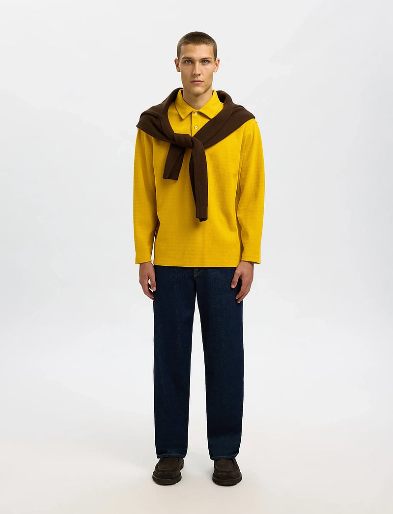 Selected - SLHRELAXHENRY LS POLO - gestrickte polohemden - gold flake - 5