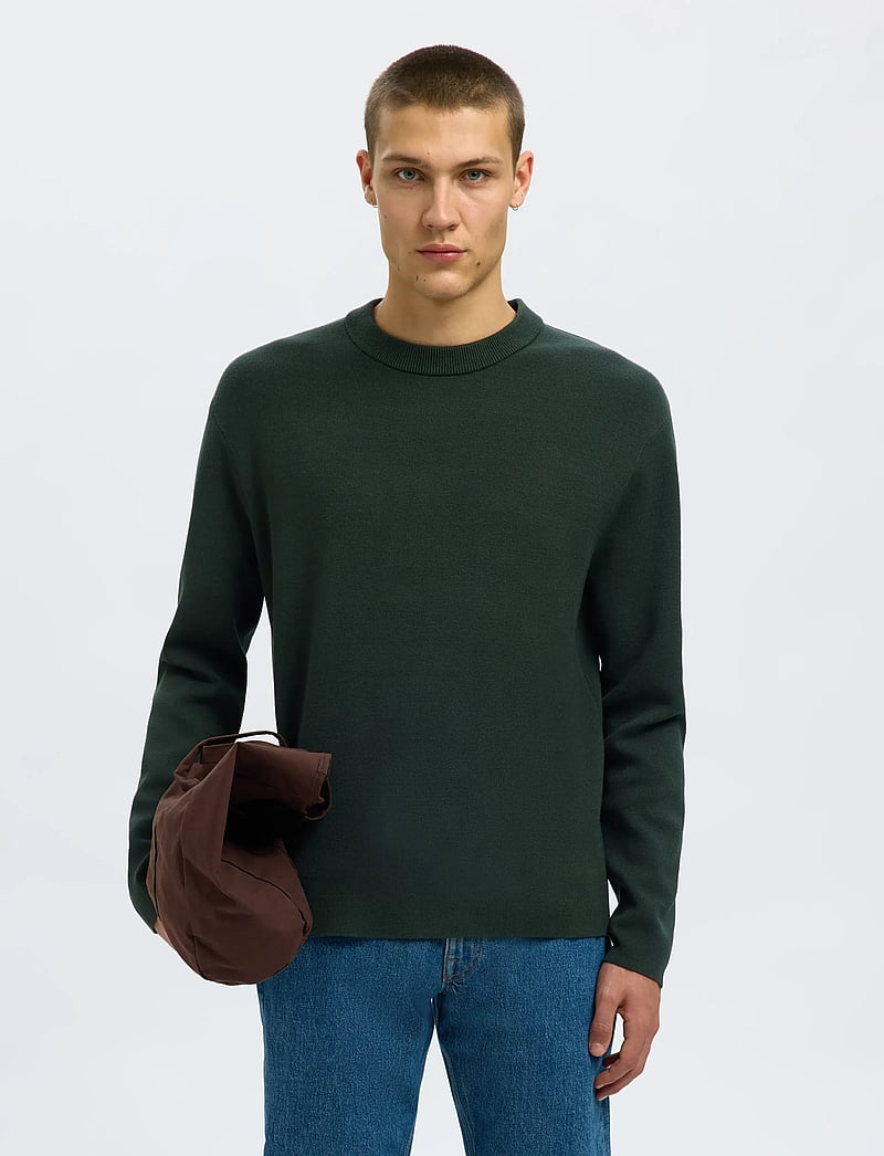 Selected - SLHTELLER FN RELAXED CREW NECK NOOS - pulls col rond - deep forest - 0