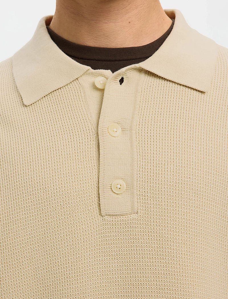 Selected - SLHDANE SS KNIT RELAXED POLO NOOS - kootud polosärgid - oatmeal - 5