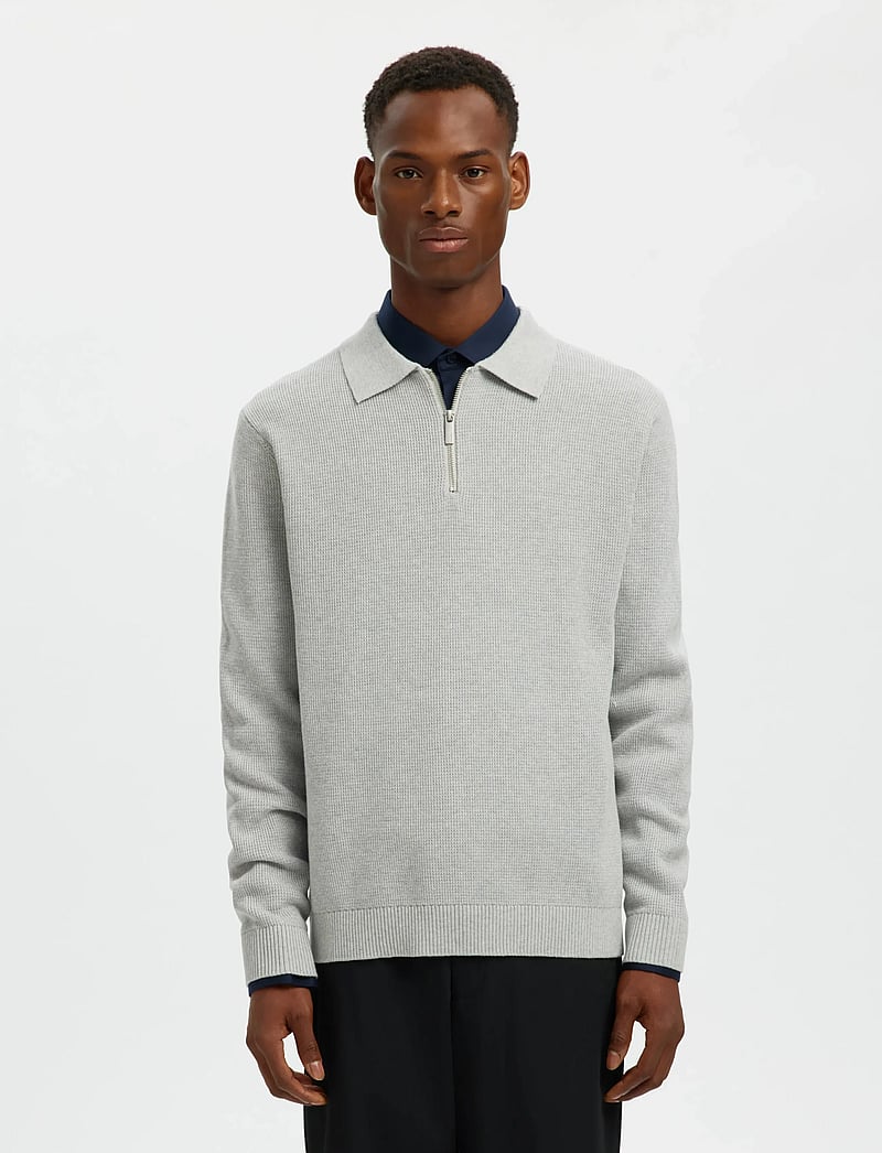 Selected - SLHDANE LS KNIT STRUC HALF ZIP POLO NOOS - kootud polosärgid - light grey melange - 0