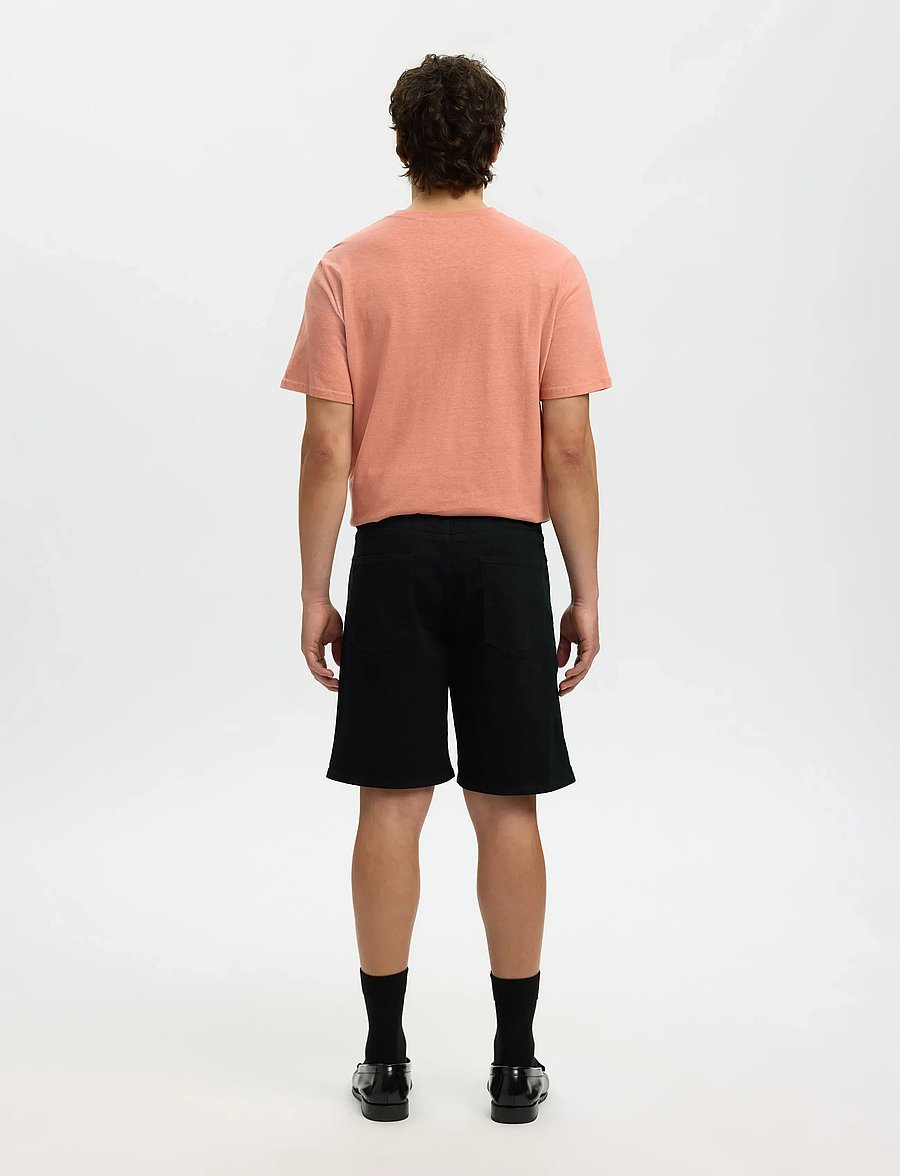 Selected - SLHREG ALEX BLACK 705 DENIM SHORT NOOS - jeans shorts - black denim - 2
