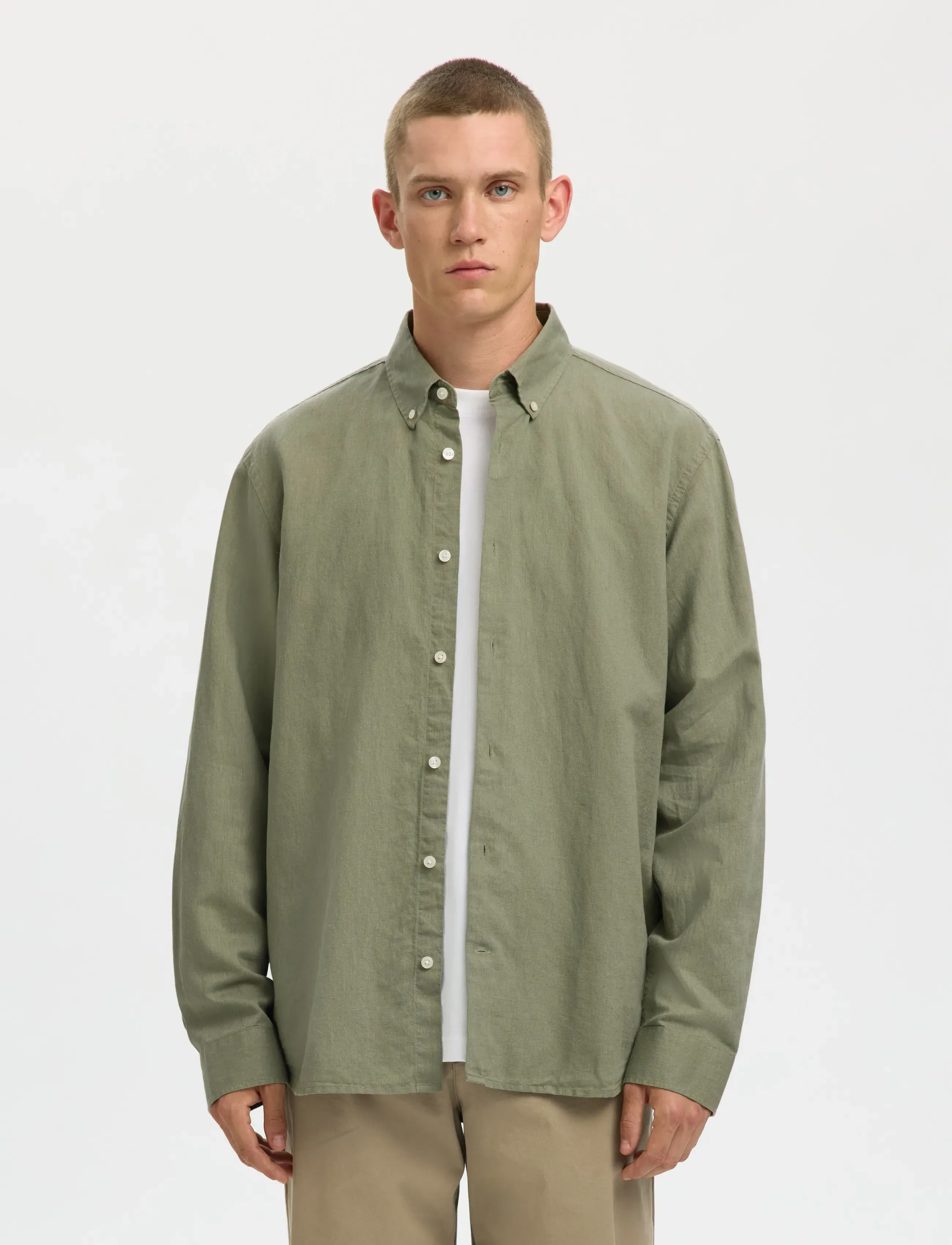 Selected SLMREGCLAY LINENBLEND LS SHIRT CLA NOOS - Casual skjorter - VETIVER / khaki/green