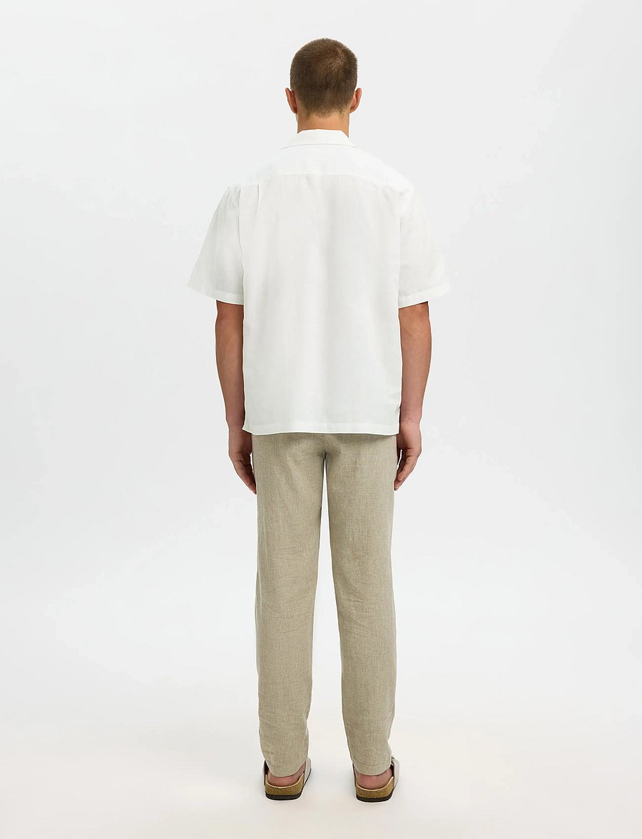 Selected - SLMRLXCLAY LINENBLEND SS SHIRT RES NOOS - chemises de lin - bright white - 2