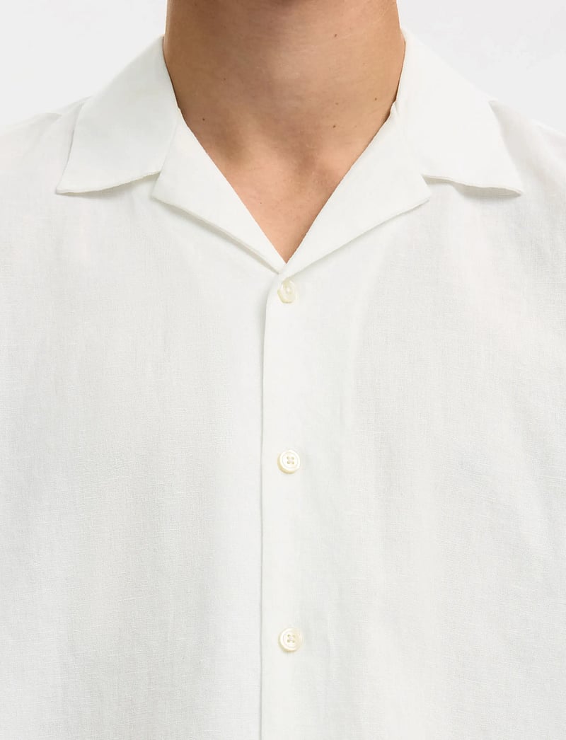 Selected - SLMRLXCLAY LINENBLEND SS SHIRT RES NOOS - leinenhemden - bright white - 4