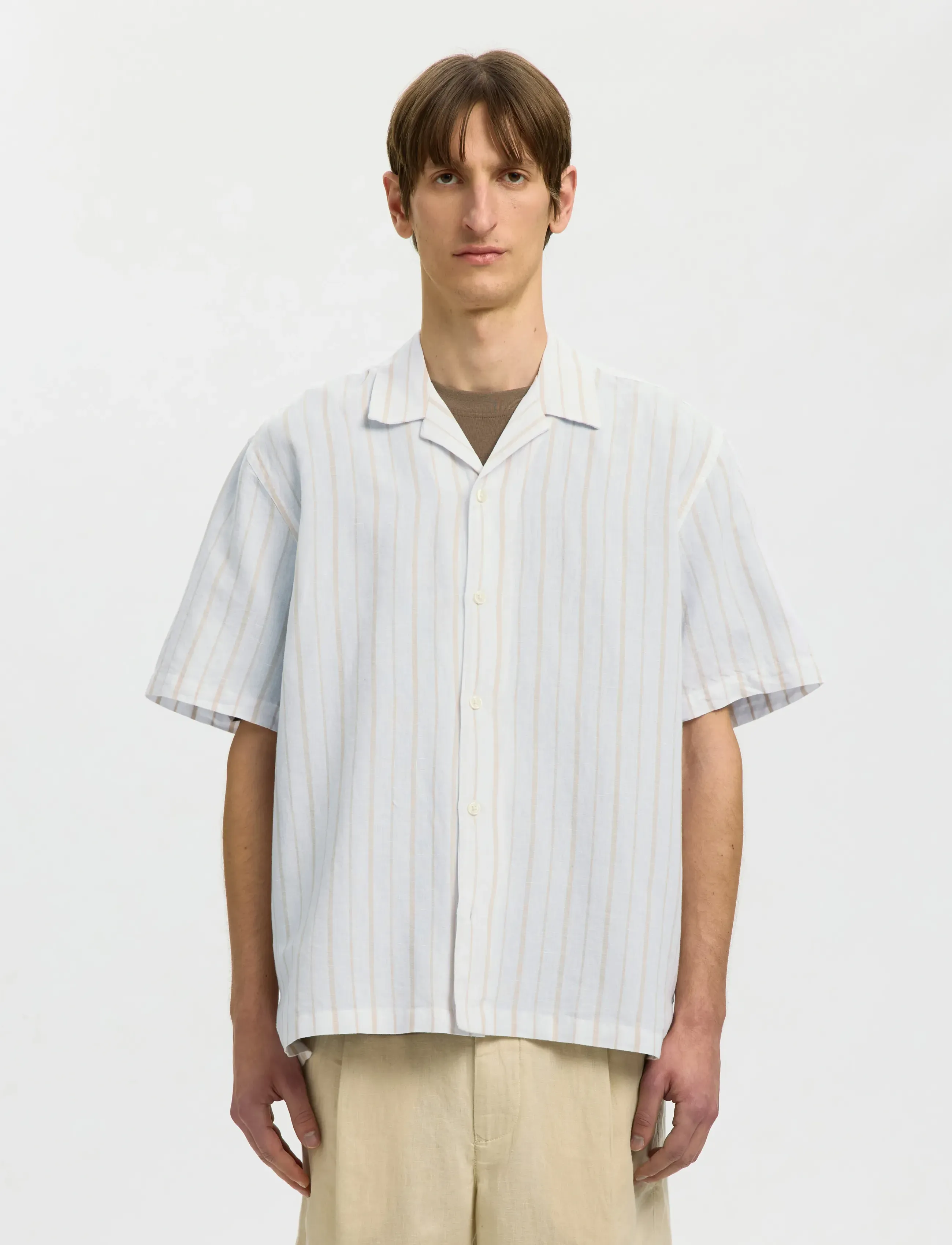 Selected SLMRLXCLAY LINENBLEND SS SHIRT RES NOOS - Linen shirts - BRIGHT WHITE / white