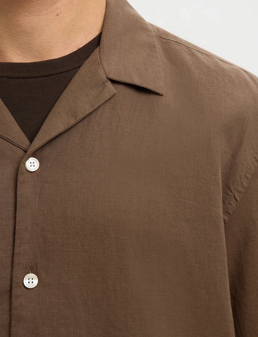 Selected - SLMRLXCLAY LINENBLEND SS SHIRT RES NOOS - chemises de lin - chocolate chip - 4