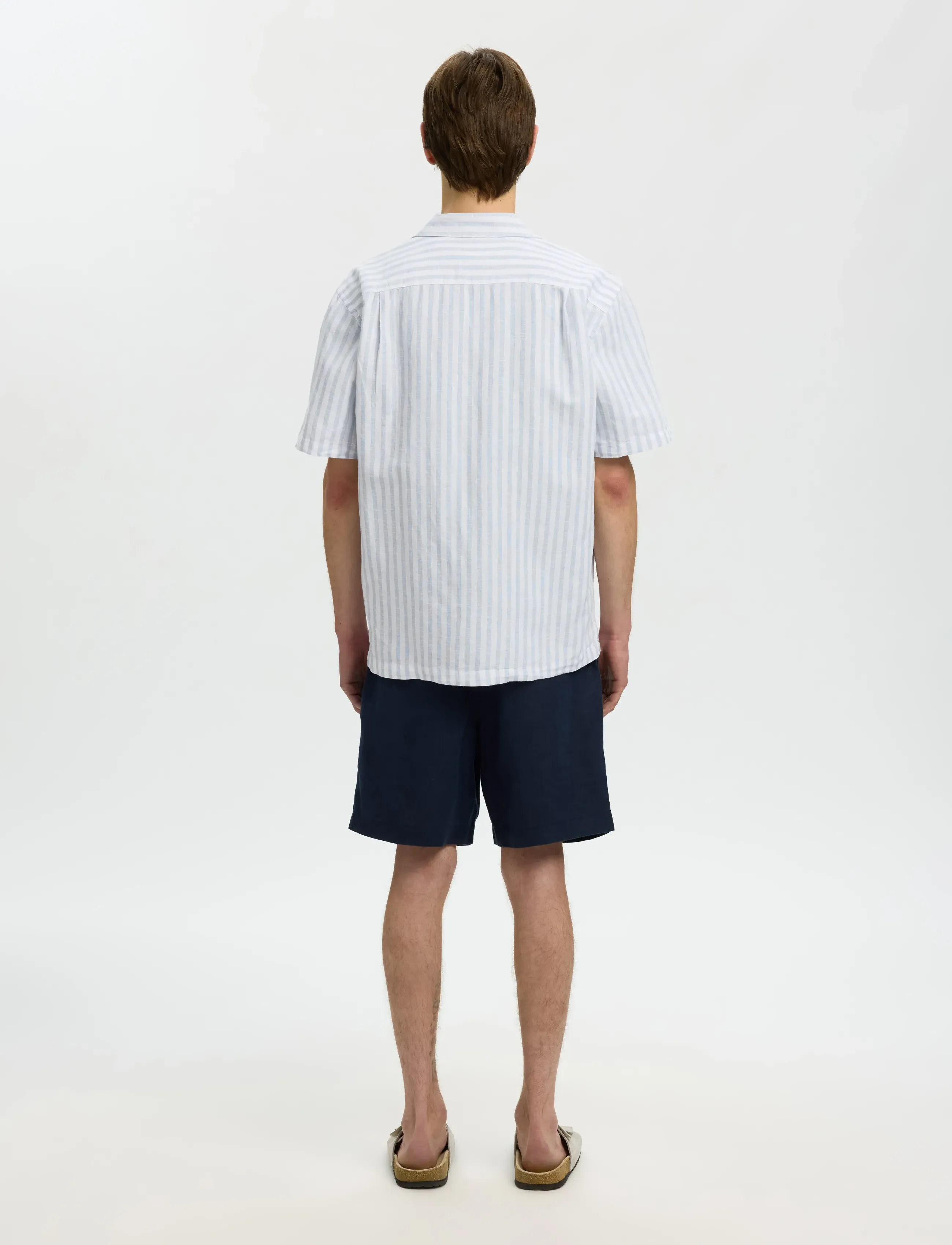 Selected - SLMRLXCLAY LINENBLEND SS SHIRT RES NOOS - hørskjorter - dusty blue - 2