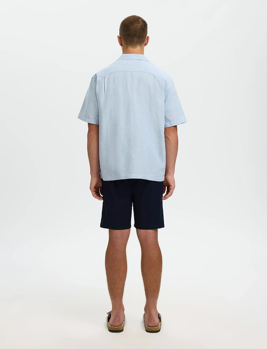 Selected - SLMRLXCLAY LINENBLEND SS SHIRT RES NOOS - pellavakauluspaidat - dusty blue - 2