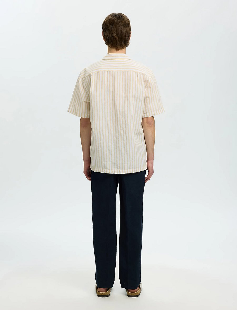 Selected - SLMRLXCLAY LINENBLEND SS SHIRT RES NOOS - linen shirts - ochre - 2