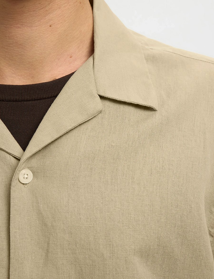 Selected - SLMRLXCLAY LINENBLEND SS SHIRT RES NOOS - leinenhemden - pure cashmere - 4