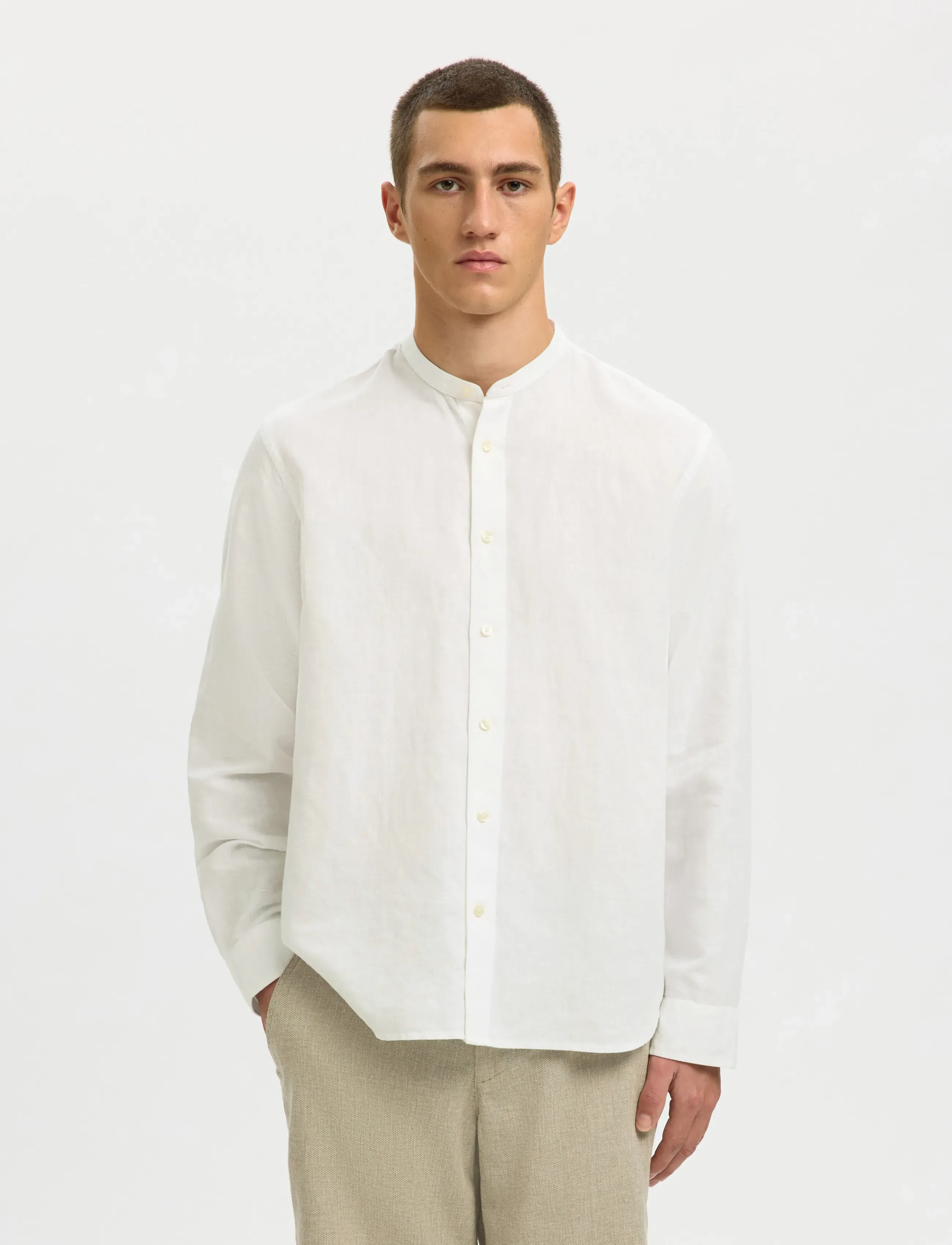 Selected SLMREGCLAY LINENBLEND LS SHIRT BAND NOOS - 4 for 3 - BRIGHT WHITE / cream