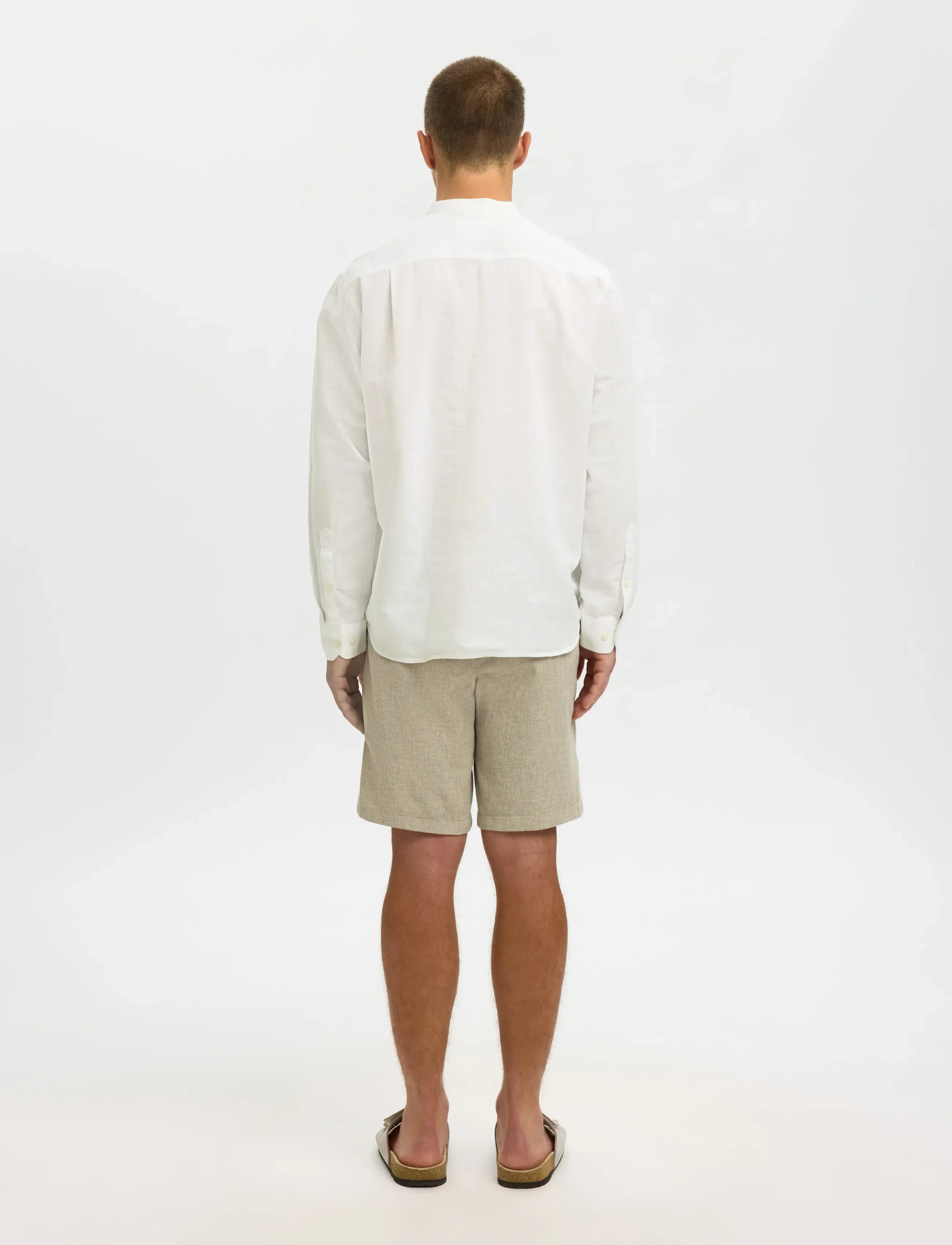 Selected - SLMREGCLAY LINENBLEND LS SHIRT BAND NOOS - hørskjorter - bright white - 2
