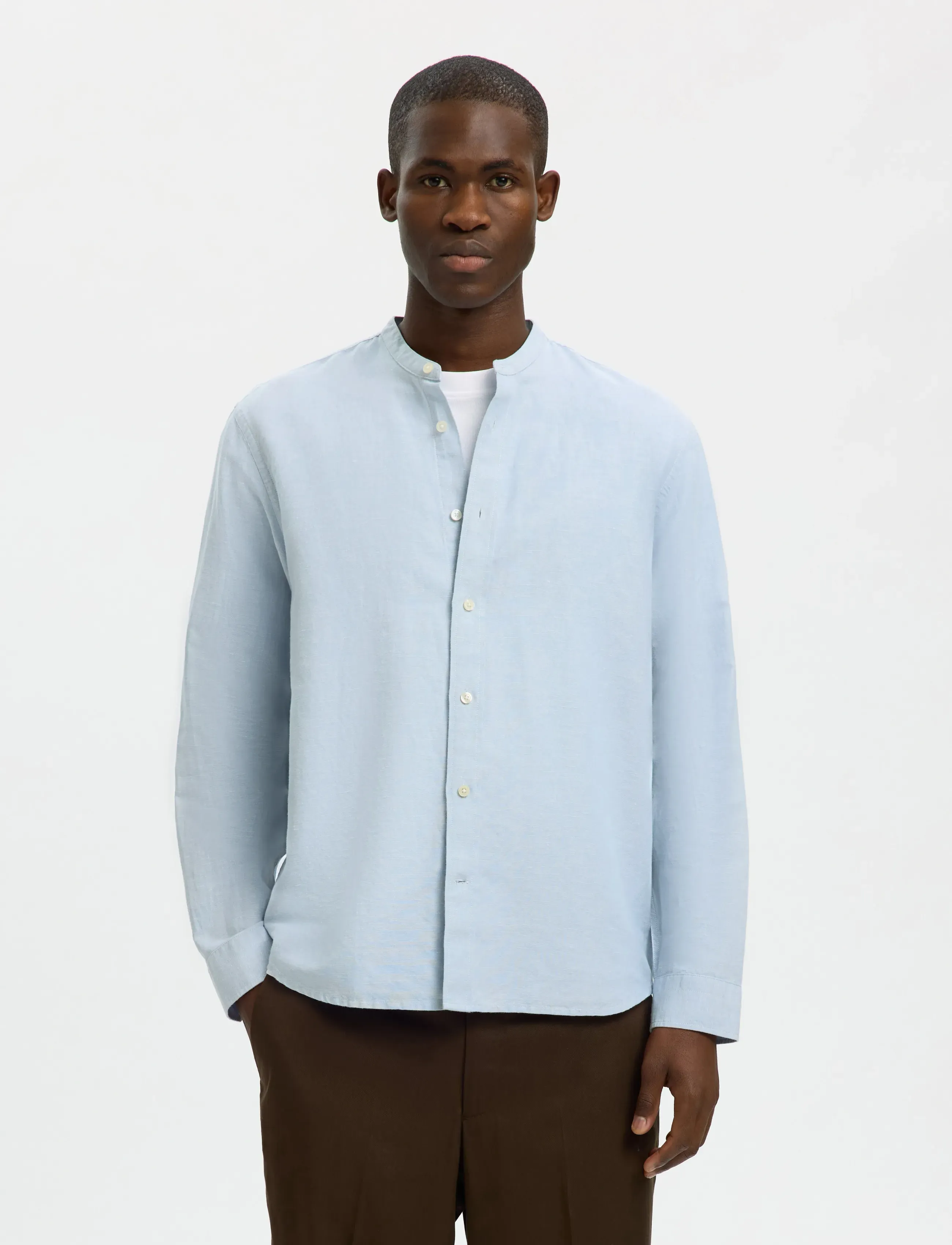 Selected SLMREGCLAY LINENBLEND LS SHIRT BAND NOOS - Leinenhemden - DUSTY BLUE / blue