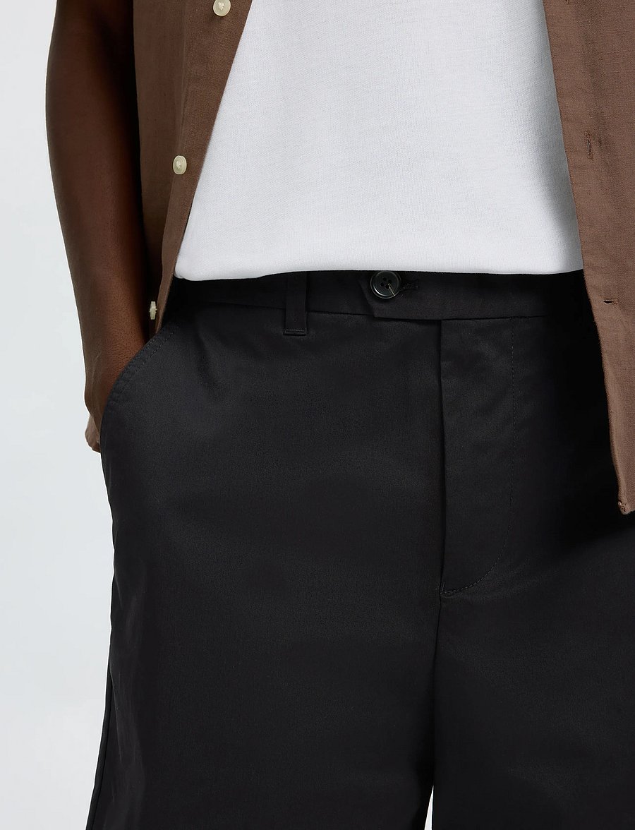 Selected - SLHLOOSE-AXEL JARI SHORTS - chinos shorts - black - 5