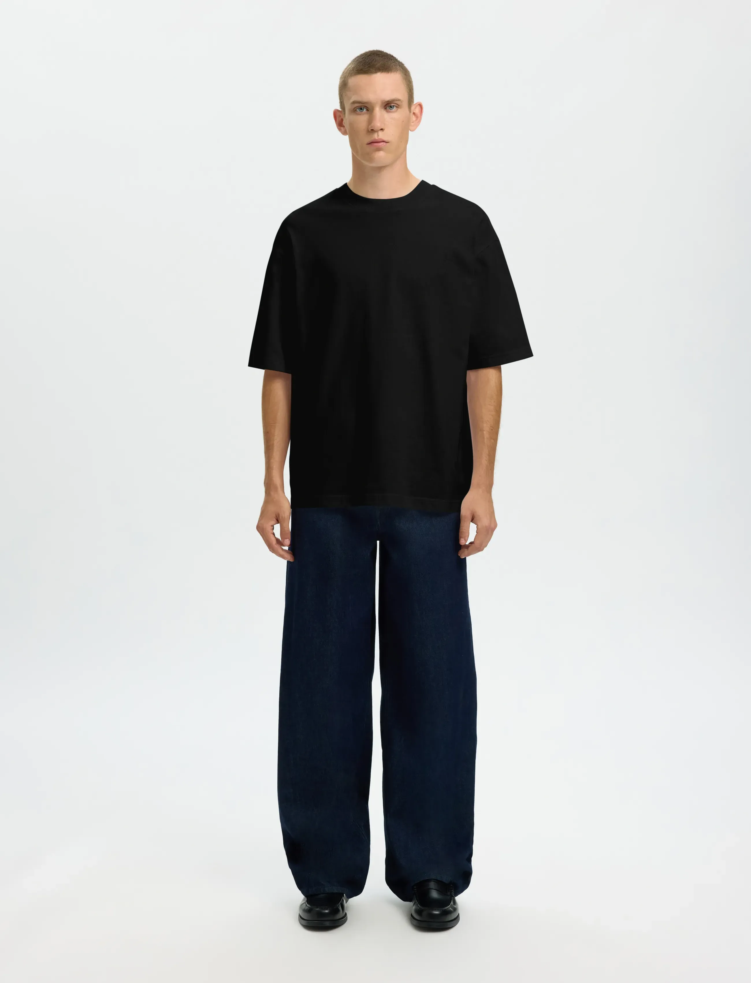 Selected - SLHRELAXASPEN 2-PLY SS O-NECK NOOS - kortærmede t-shirts - black - 3