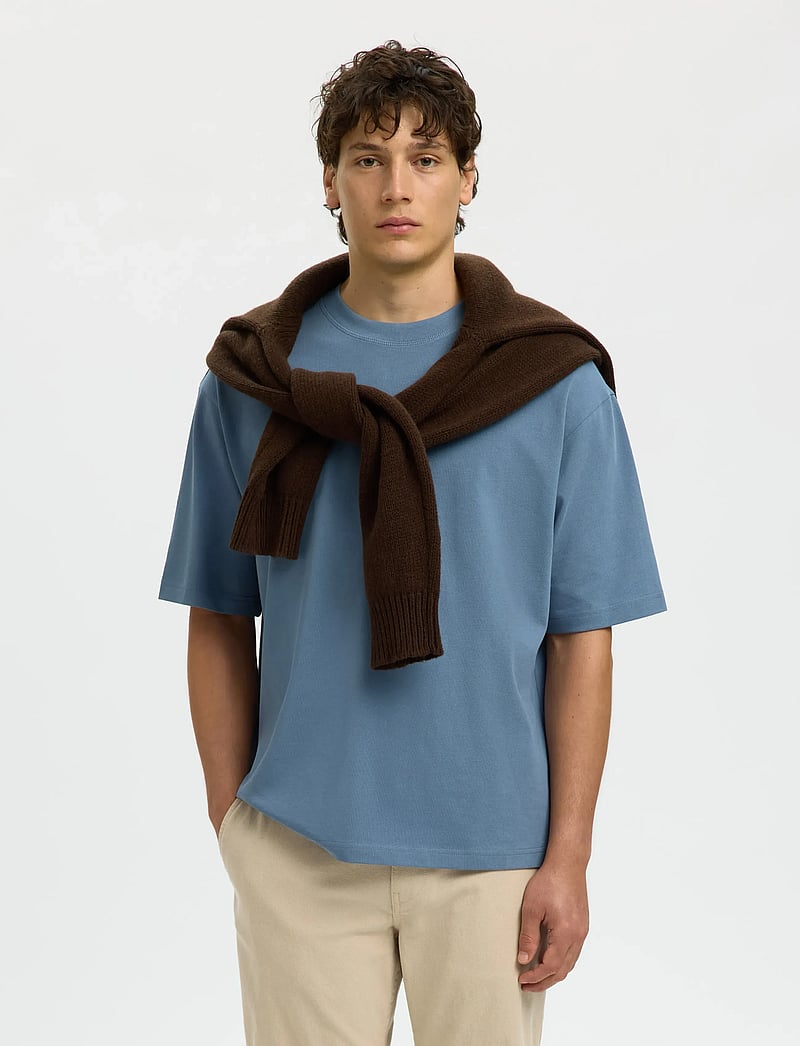 Selected - SLHRELAXASPEN 2-PLY SS O-NECK NOOS - kortærmede t-shirts - blue mirage - 0