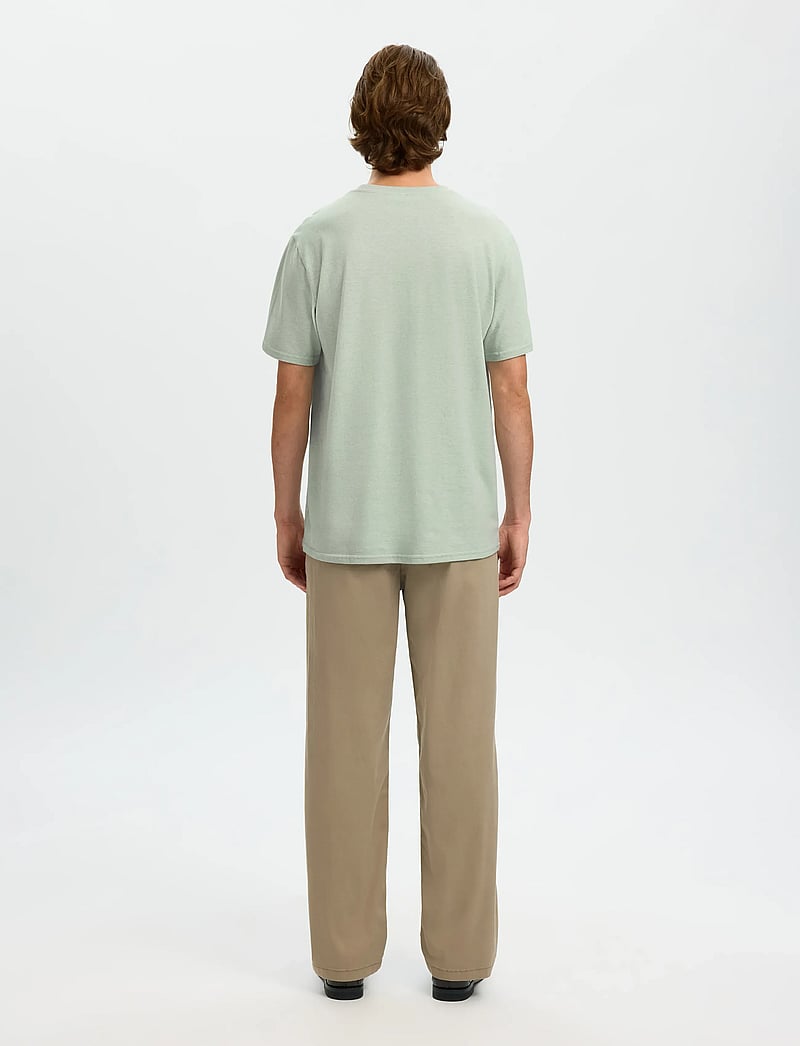 Selected - SLHADAM LINEN BLEND SS TEE NOOS - kurzärmelig - aqua gray - 2