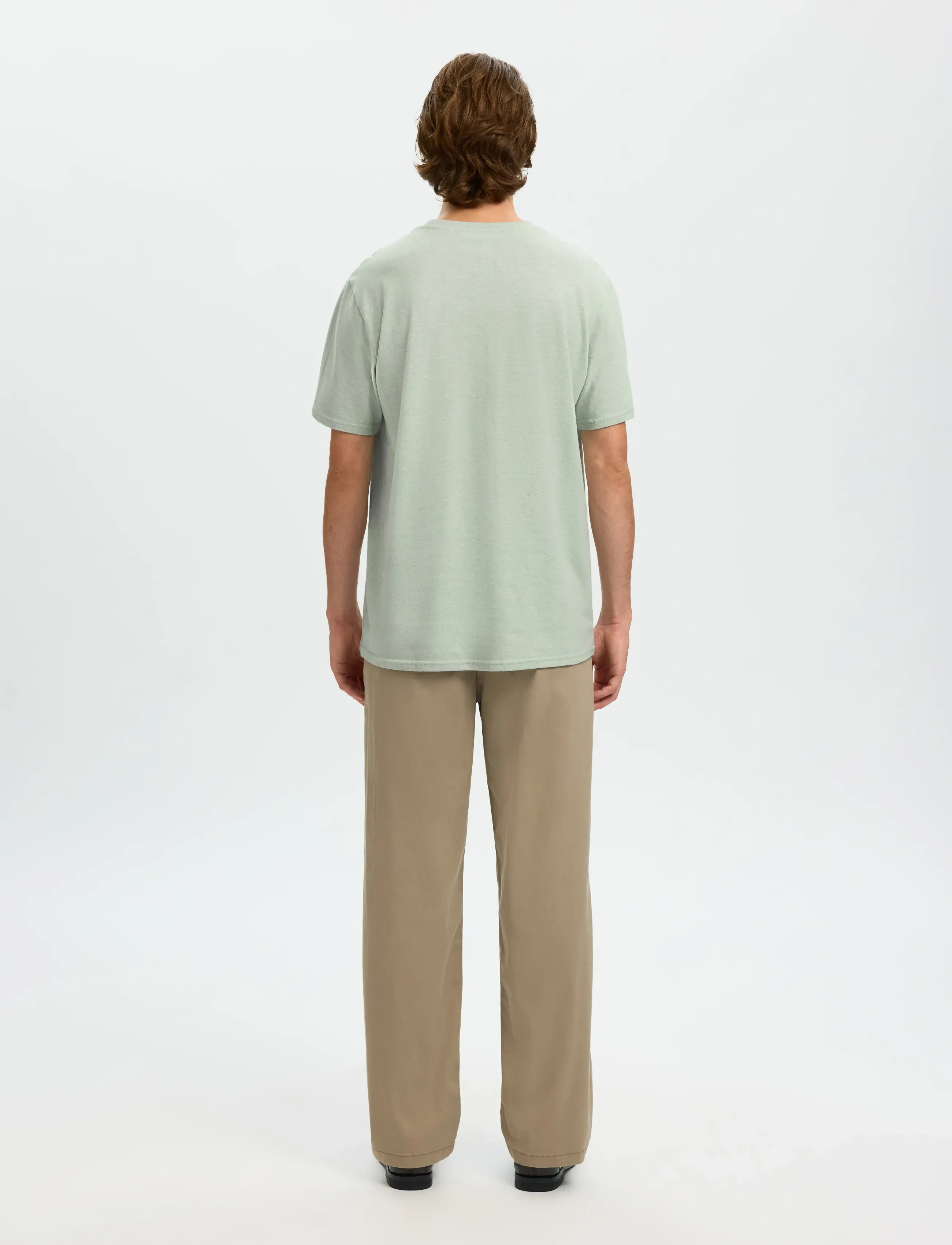 Selected - SLHADAM LINEN BLEND SS TEE NOOS - t-shirts à manches courtes - aqua gray - 2