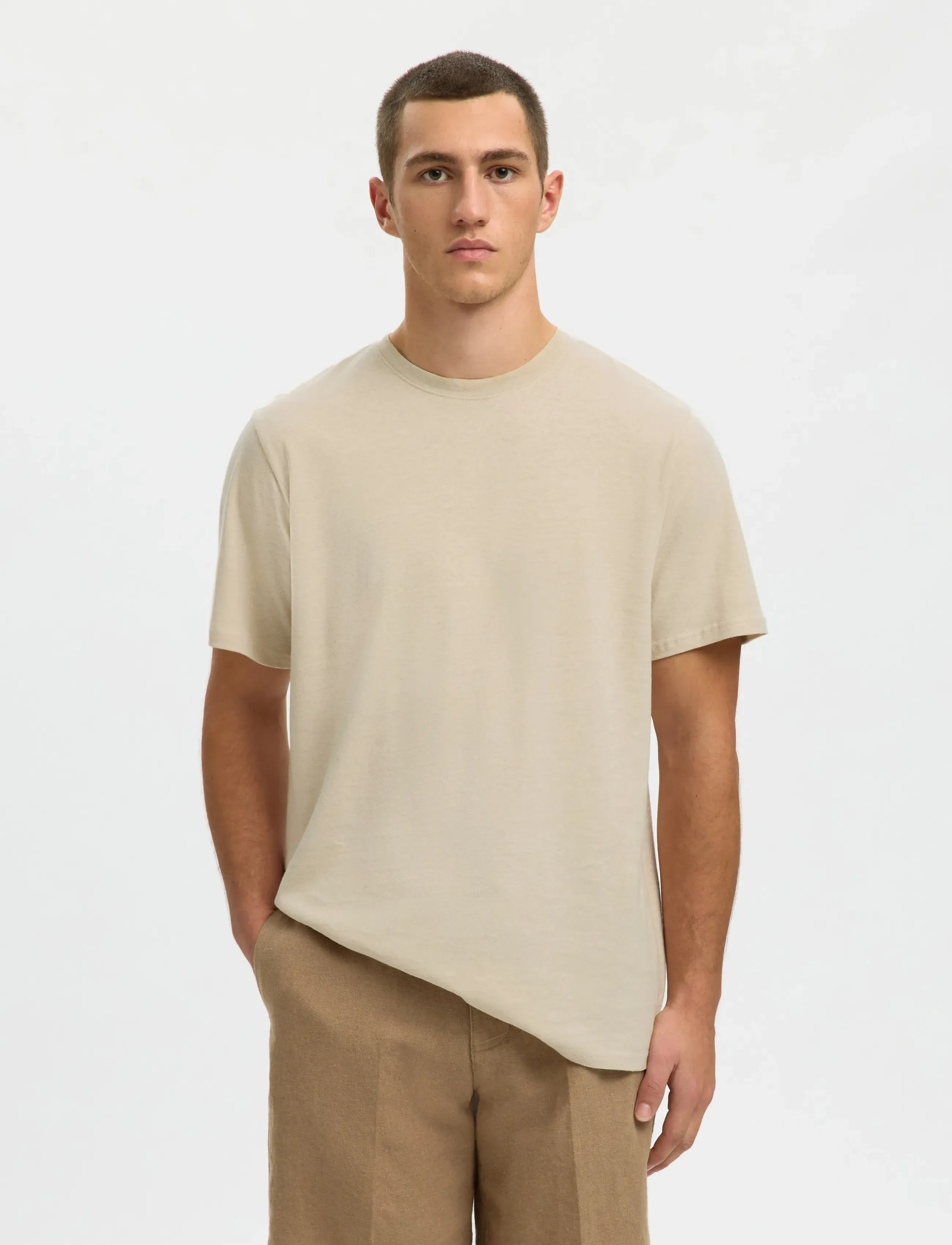 Selected Slhadam Linen Blend Ss Tee Noos, M, T-shirts, Beige - Short-sleeved, Männerswear