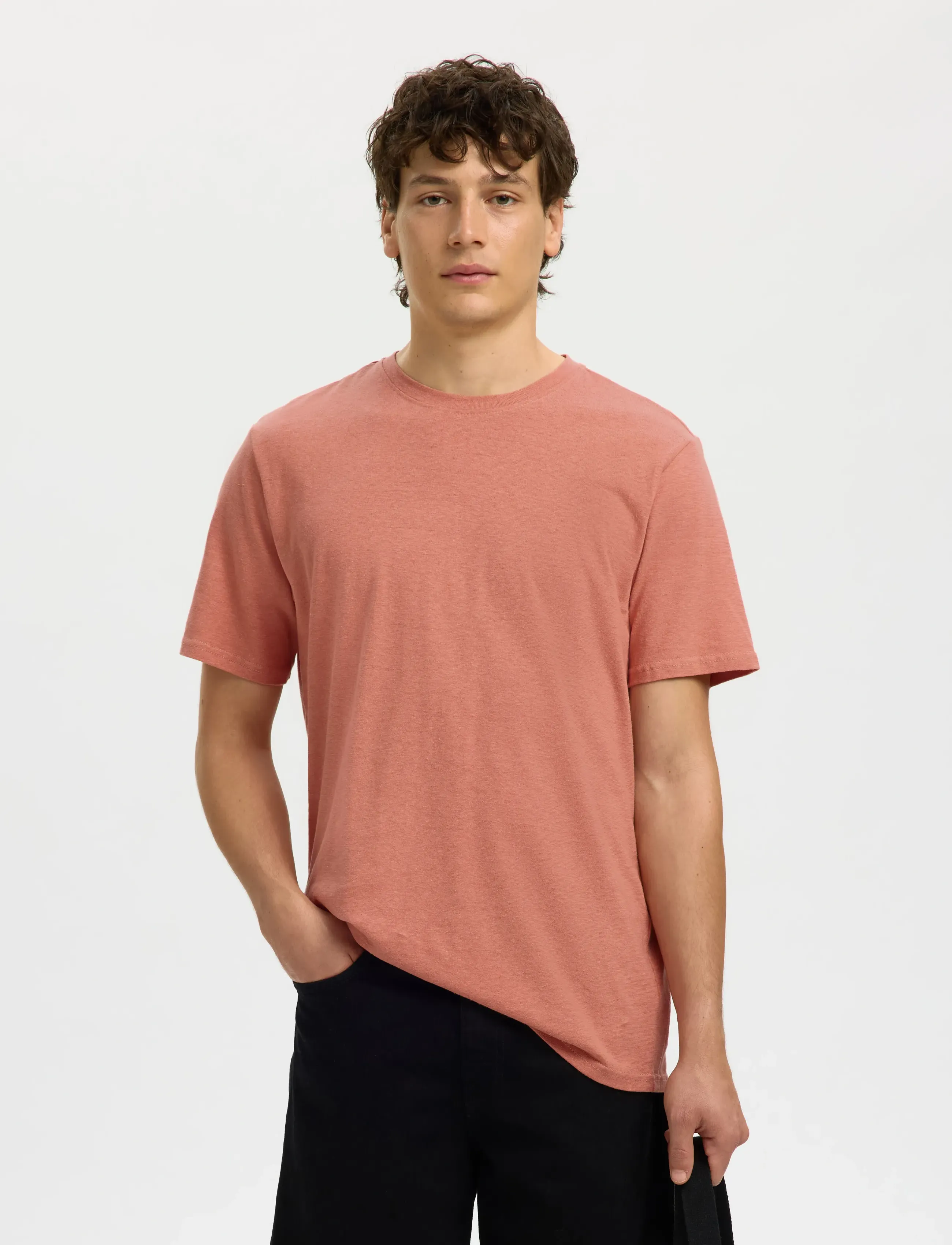 Selected SLHADAM LINEN BLEND SS TEE NOOS - T-Shirts - ROSE DAWN / coral